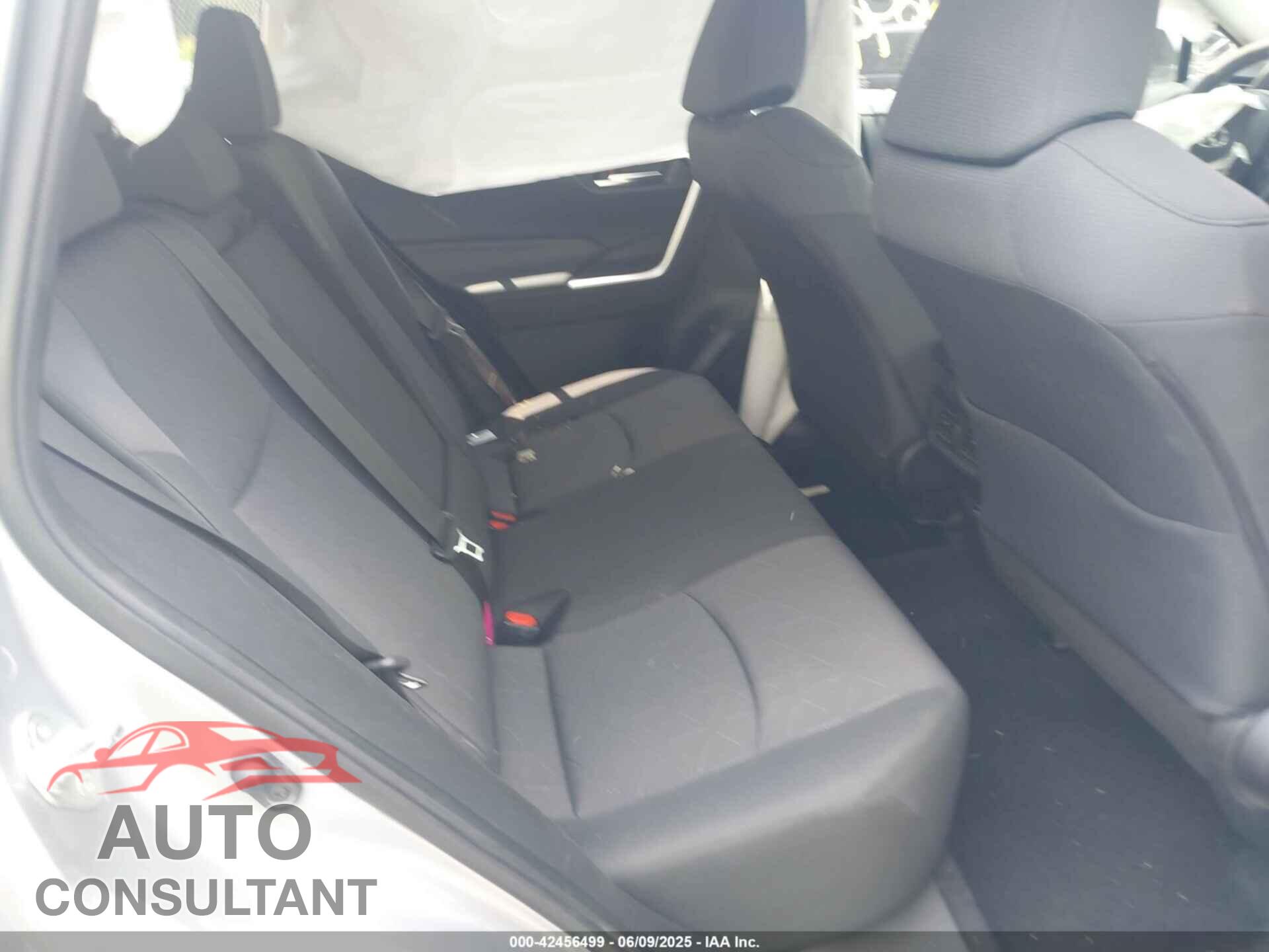TOYOTA RAV4 2019 - JTMP1RFV1KD030509