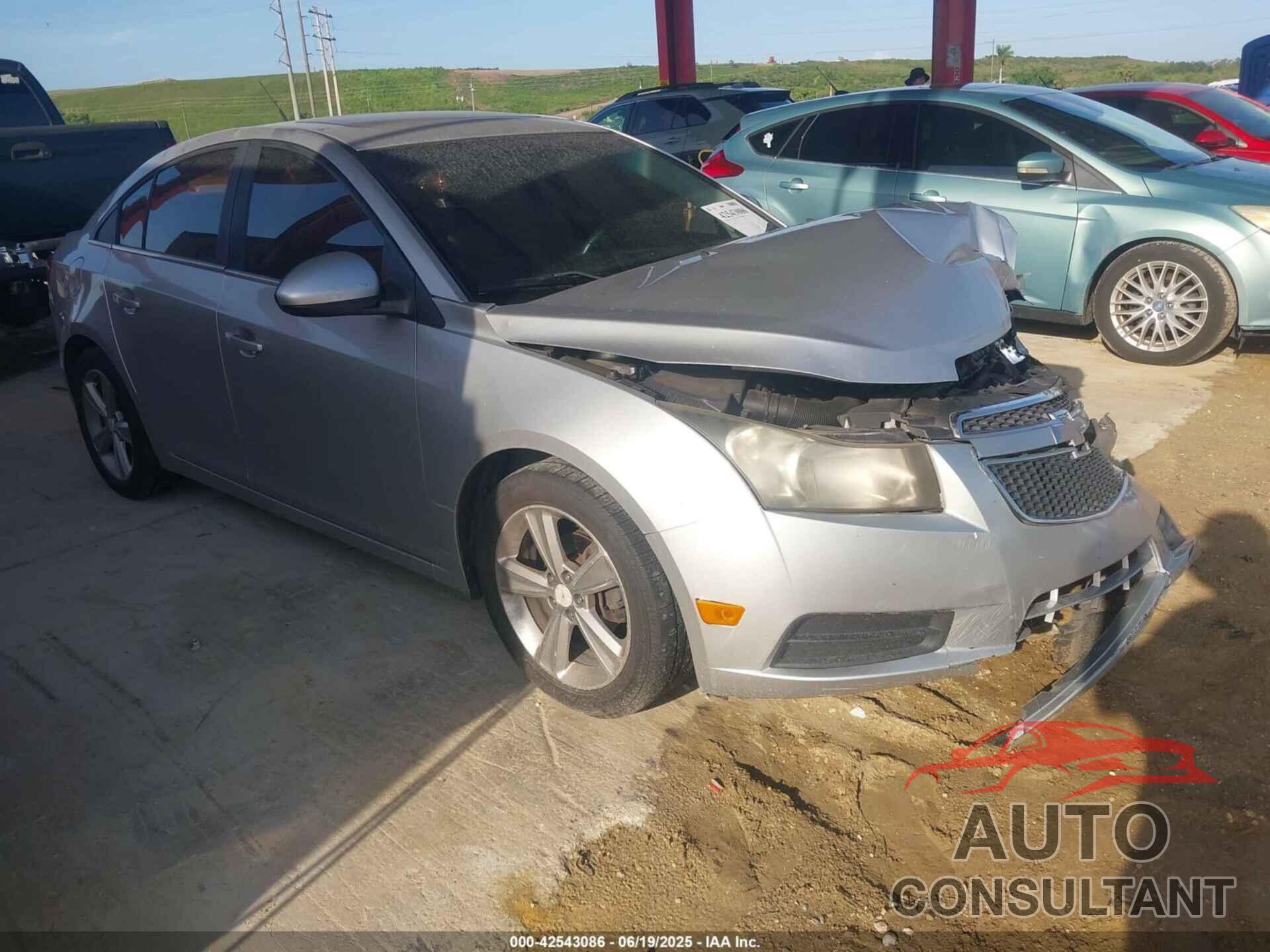 CHEVROLET CRUZE 2014 - 1G1PE5SB2E7119364