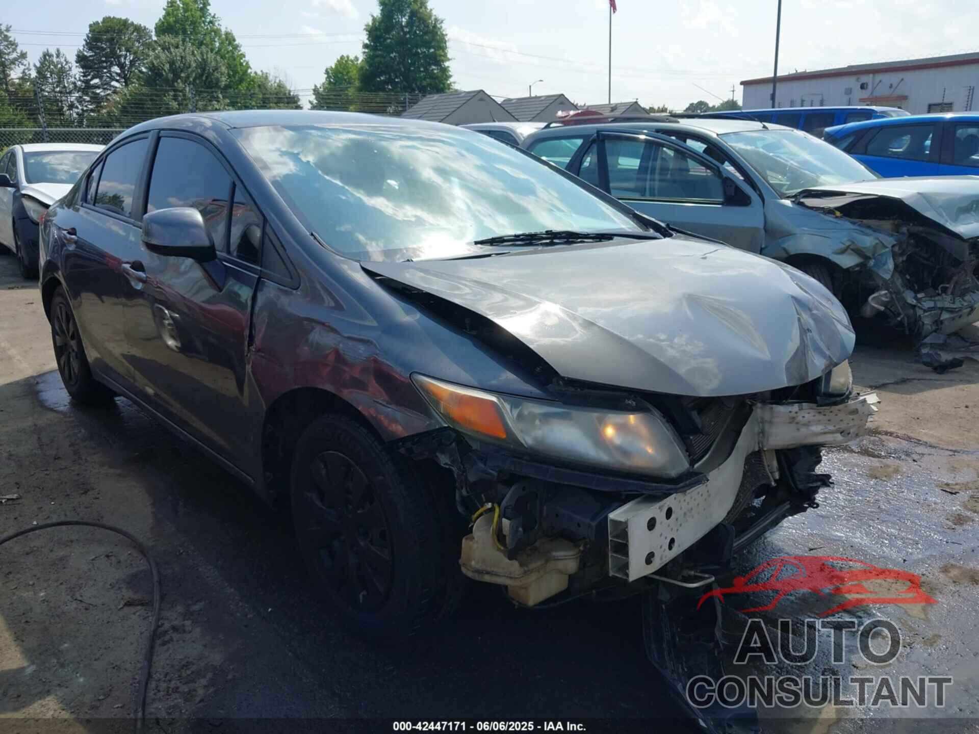 HONDA CIVIC 2012 - 2HGFB2F53CH568912