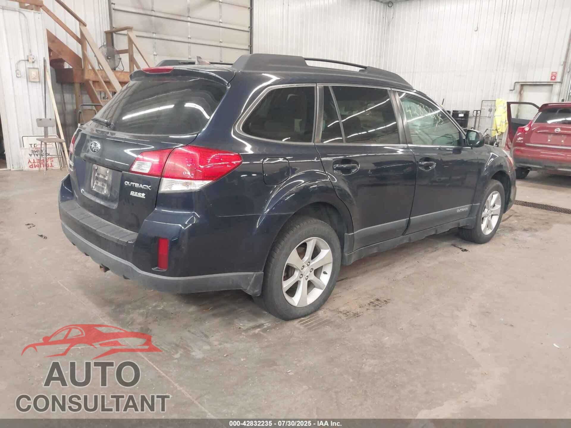 SUBARU OUTBACK 2013 - 4S4BRBKC6D3242857