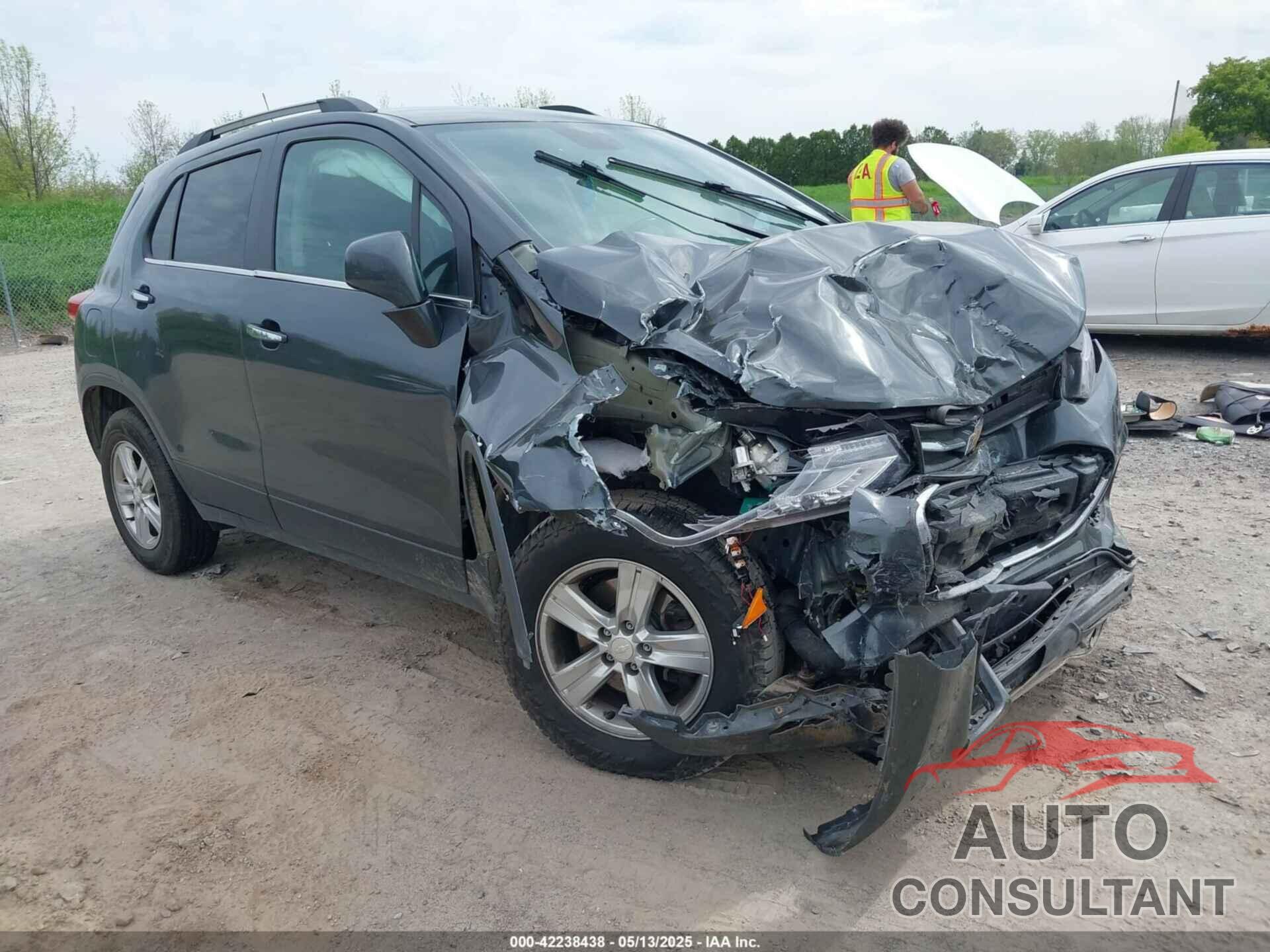 CHEVROLET TRAX 2018 - 3GNCJPSB8JL398152