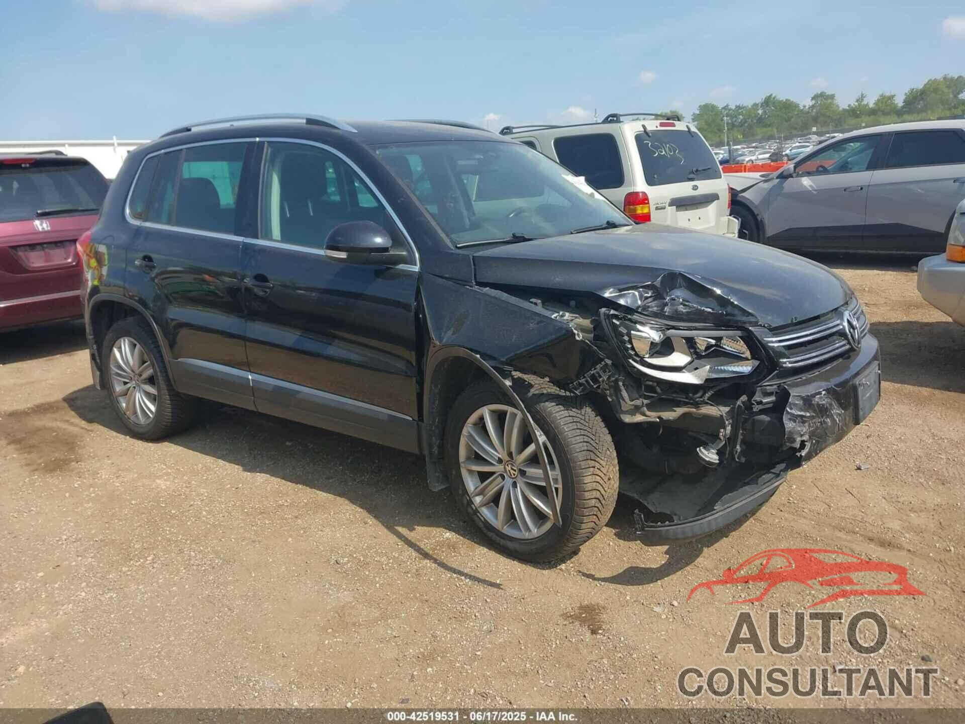VOLKSWAGEN TIGUAN 2016 - WVGBV7AX8GW526751