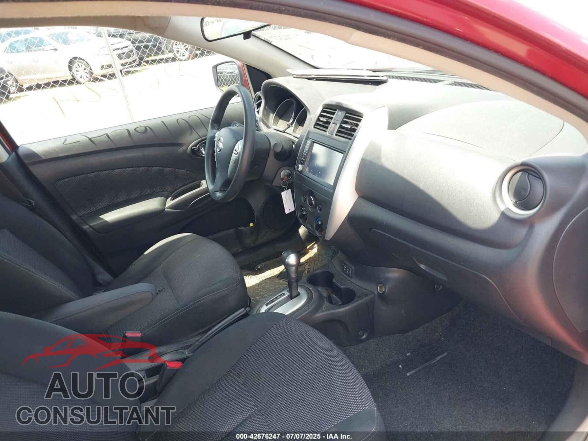 NISSAN VERSA 2019 - 3N1CN7AP3KL826319