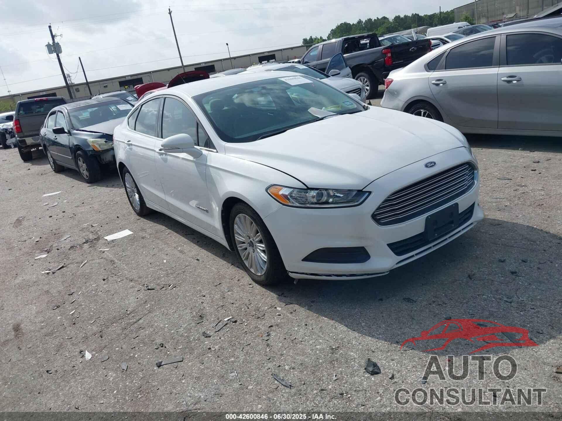 FORD FUSION HYBRID 2015 - 3FA6P0LU0FR173410