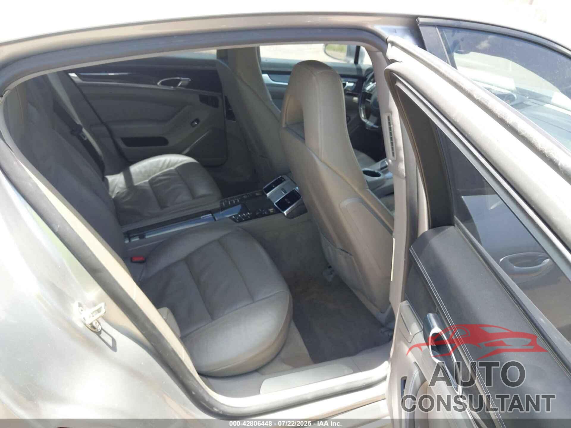 PORSCHE PANAMERA 2010 - WP0AB2A70AL062004