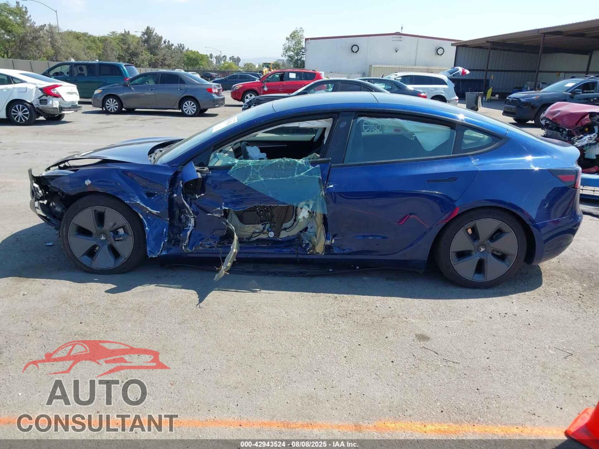 TESLA MODEL 3 2022 - 5YJ3E1EA5NF112596