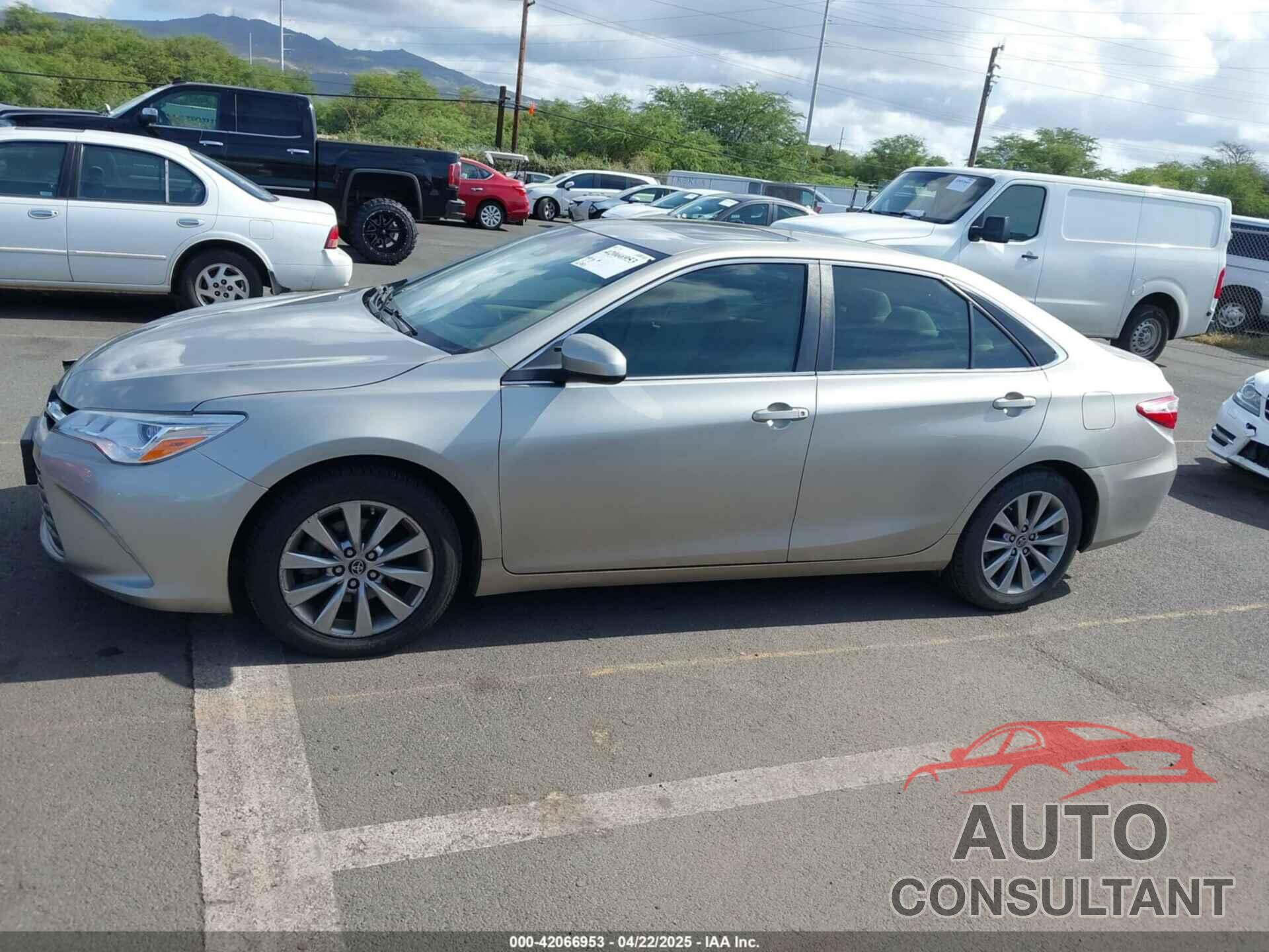 TOYOTA CAMRY 2016 - 4T1BK1FK5GU572469