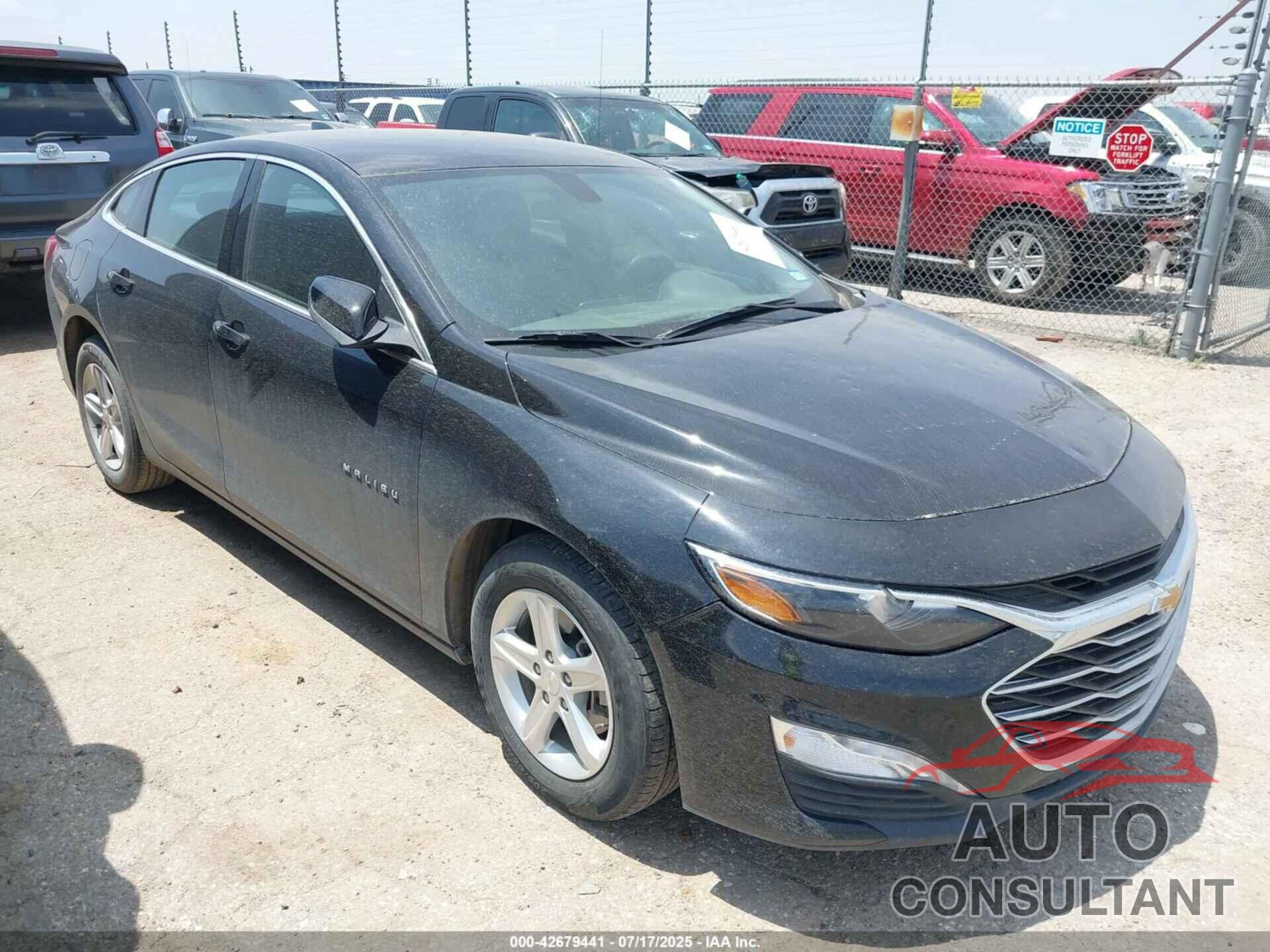 CHEVROLET MALIBU 2022 - 1G1ZD5ST8NF151343