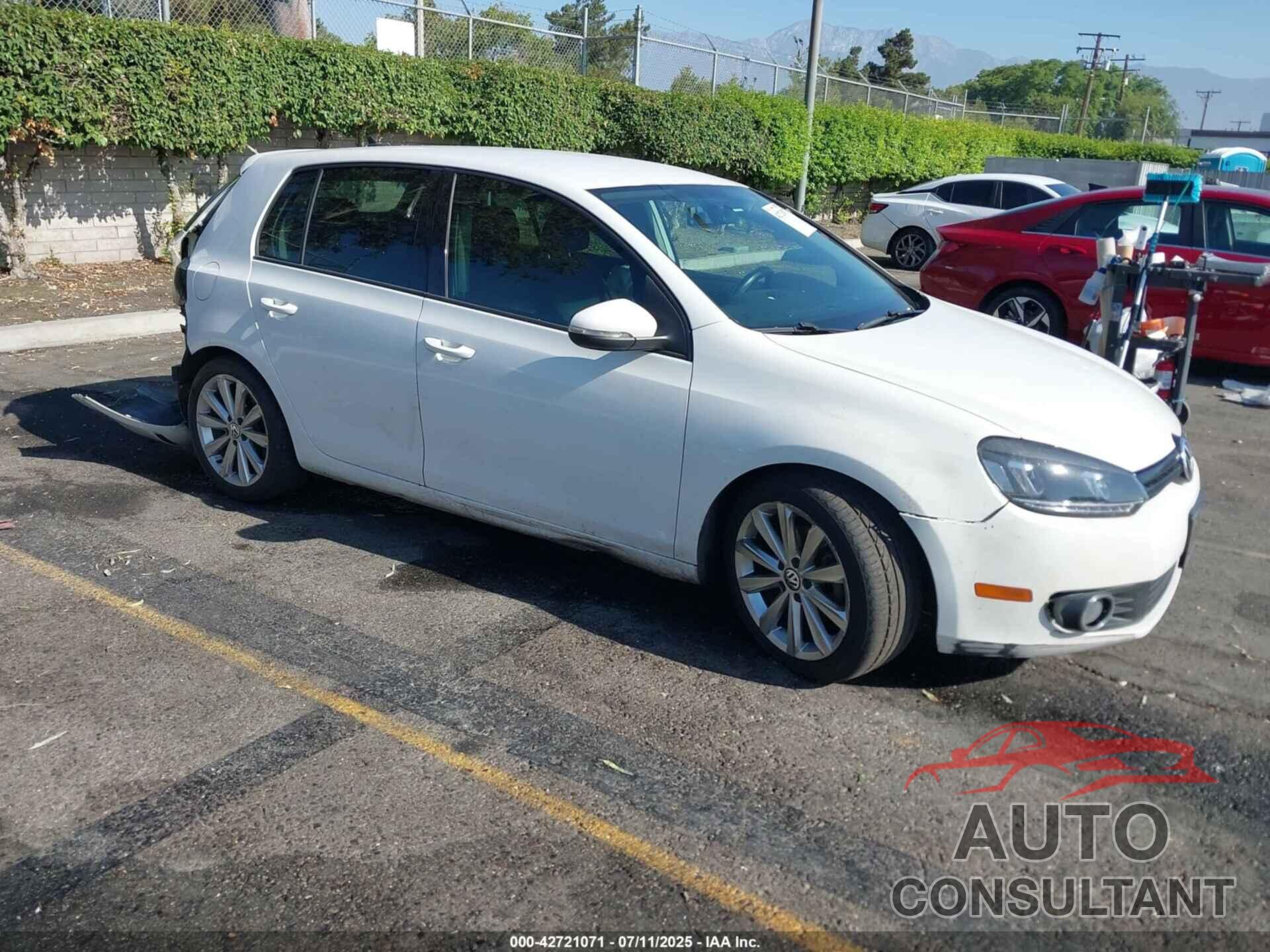 VOLKSWAGEN GOLF 2013 - WVWNM7AJ4DW086507