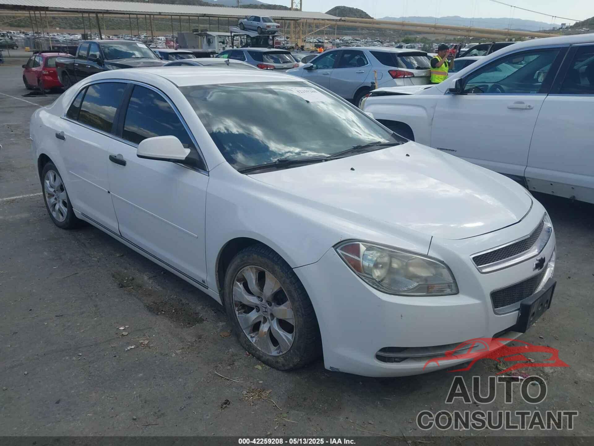 CHEVROLET MALIBU 2009 - 1G1ZH57B89F238525