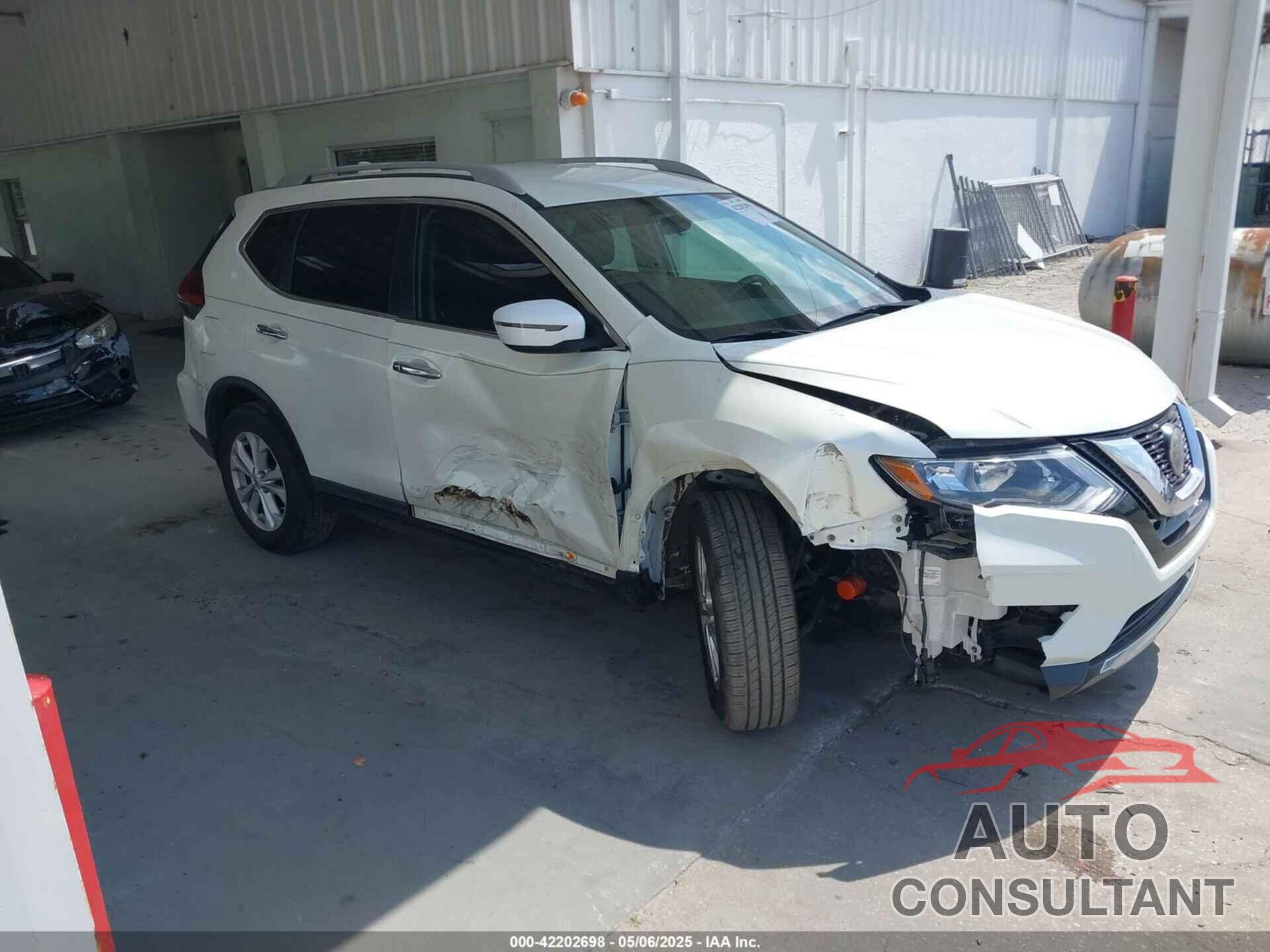 NISSAN ROGUE 2018 - 5N1AT2MT3JC772905