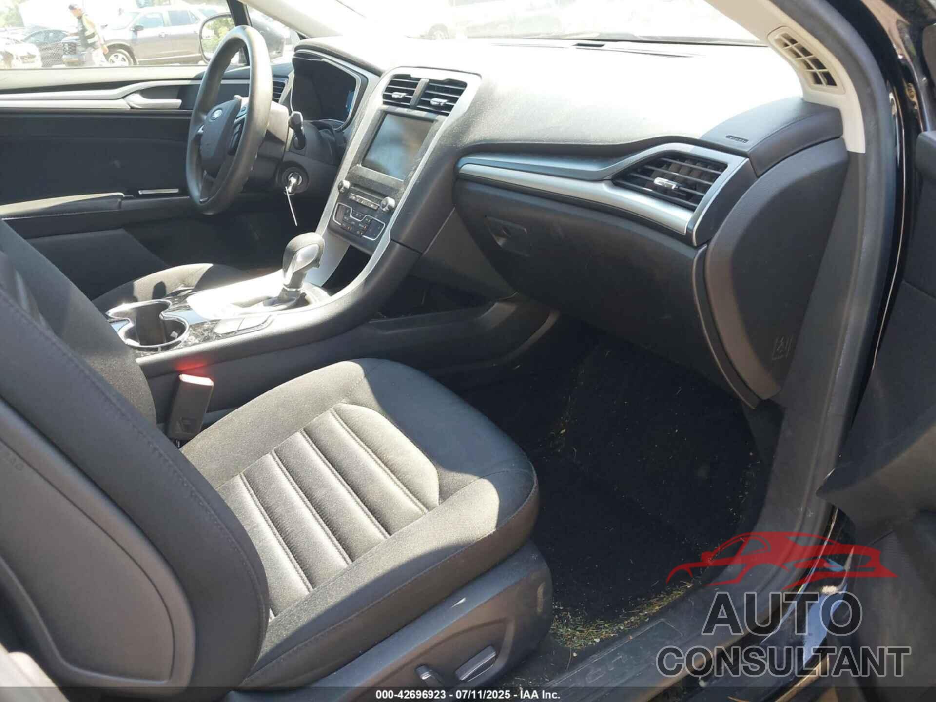 FORD FUSION HYBRID 2016 - 3FA6P0LU7GR311915