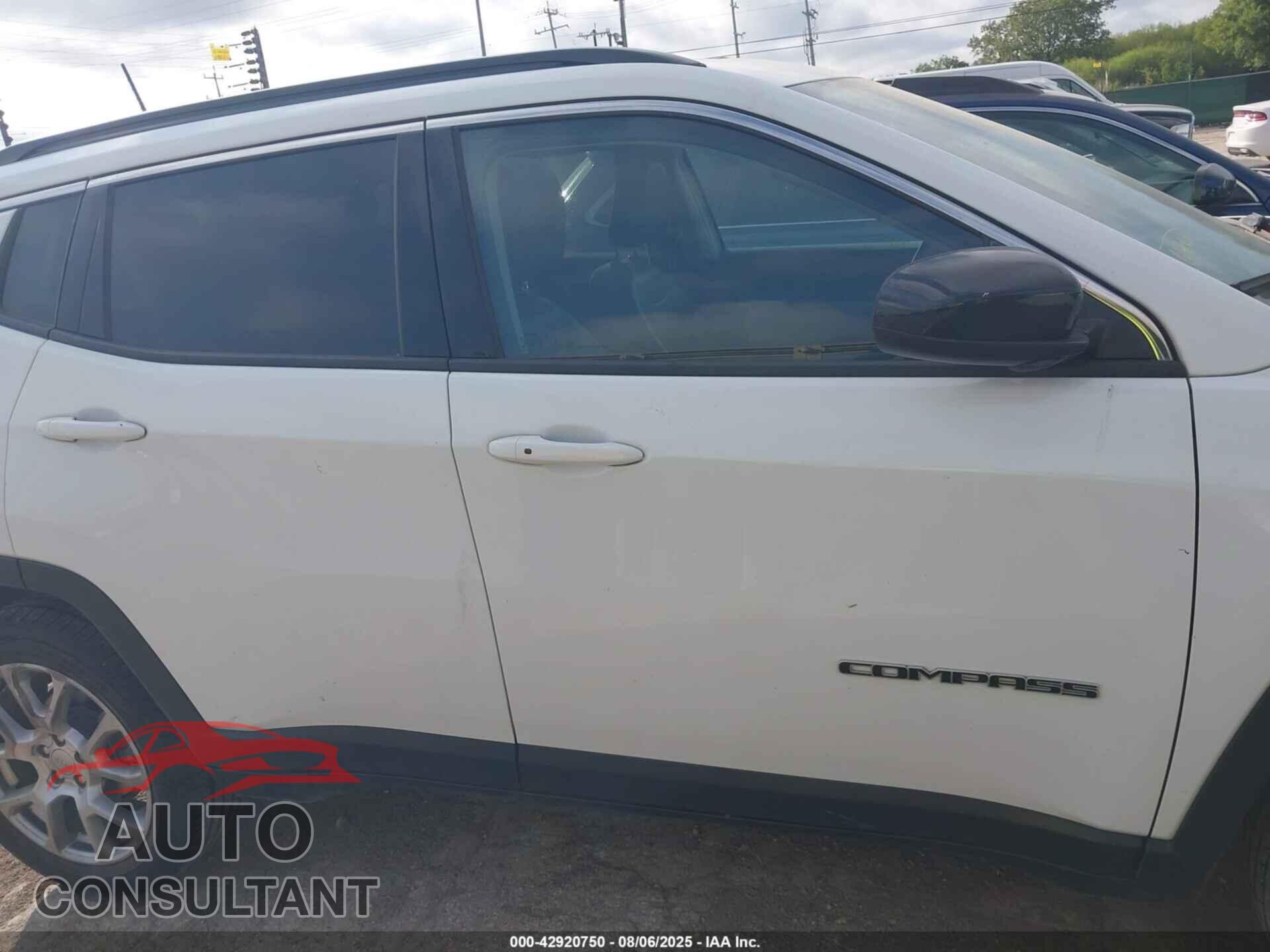 JEEP COMPASS 2022 - 3C4NJDFB2NT209902