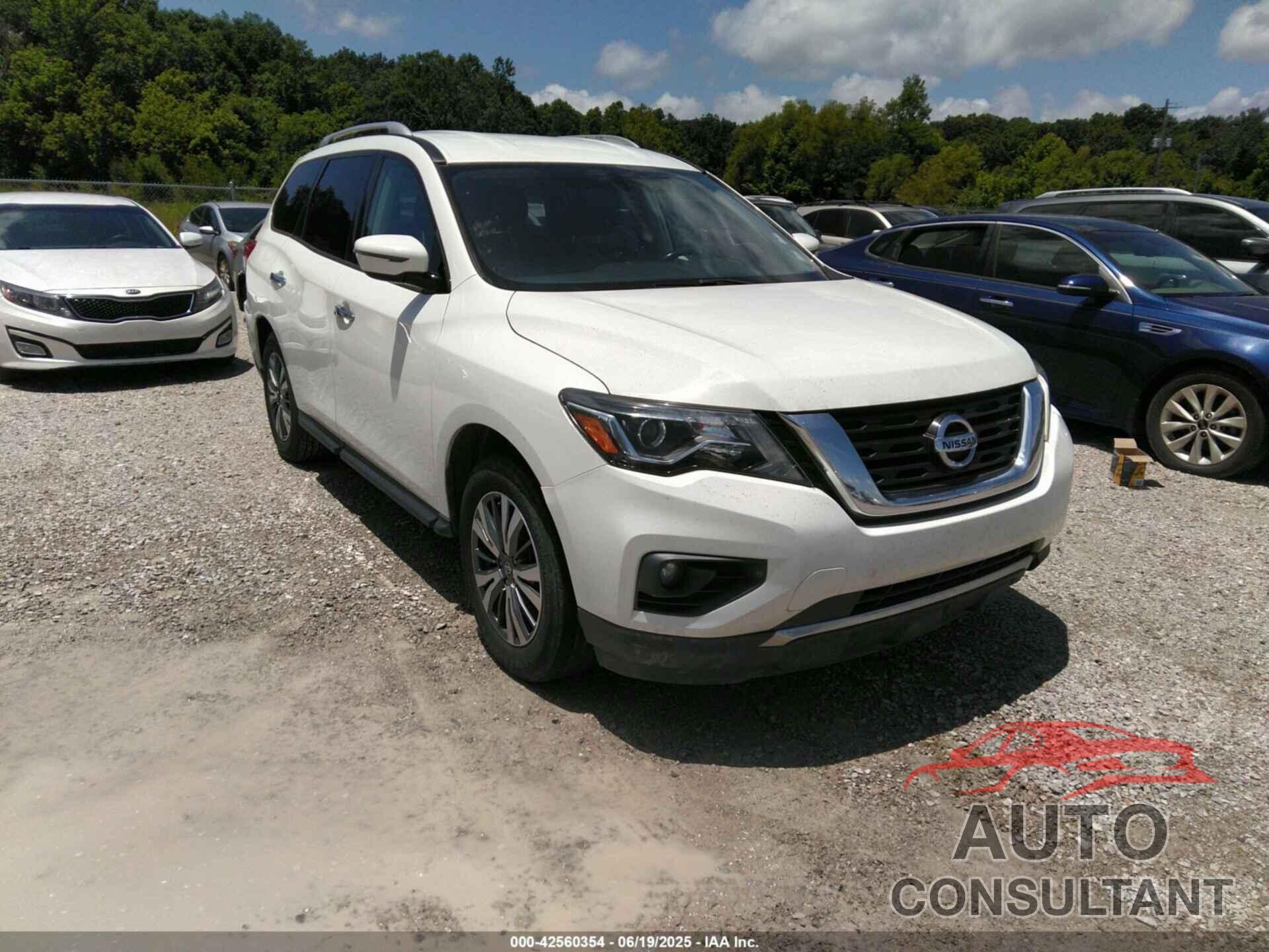 NISSAN PATHFINDER 2017 - 5N1DR2MN8HC665291