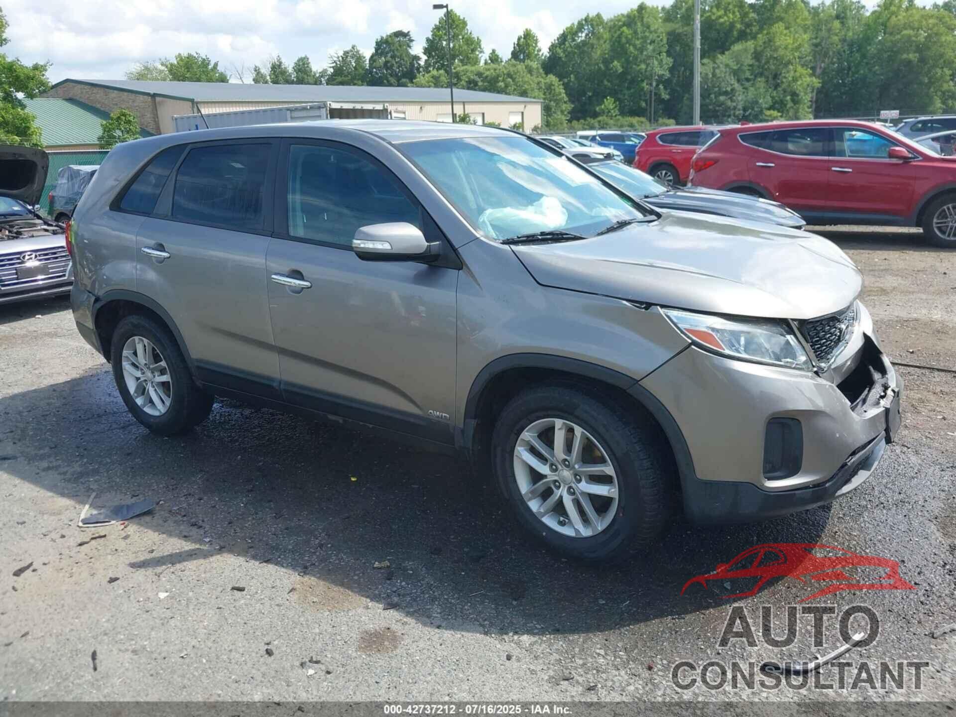 KIA SORENTO 2015 - 5XYKTCA6XFG650915