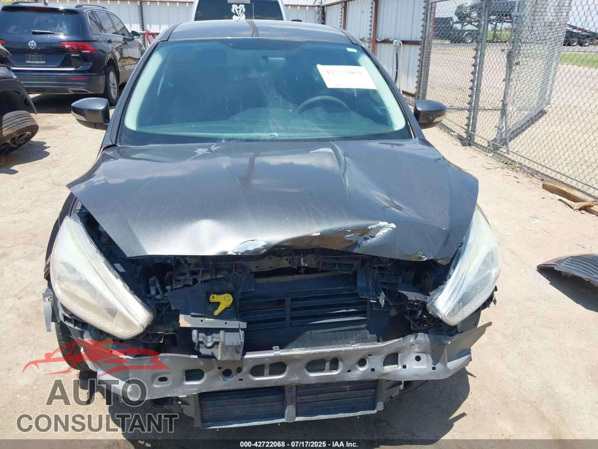 FORD FOCUS 2015 - 1FADP3F22FL368460