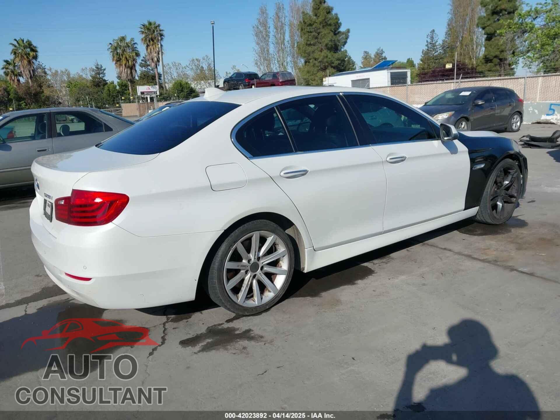 BMW 528I 2015 - WBA5A5C59FD524043