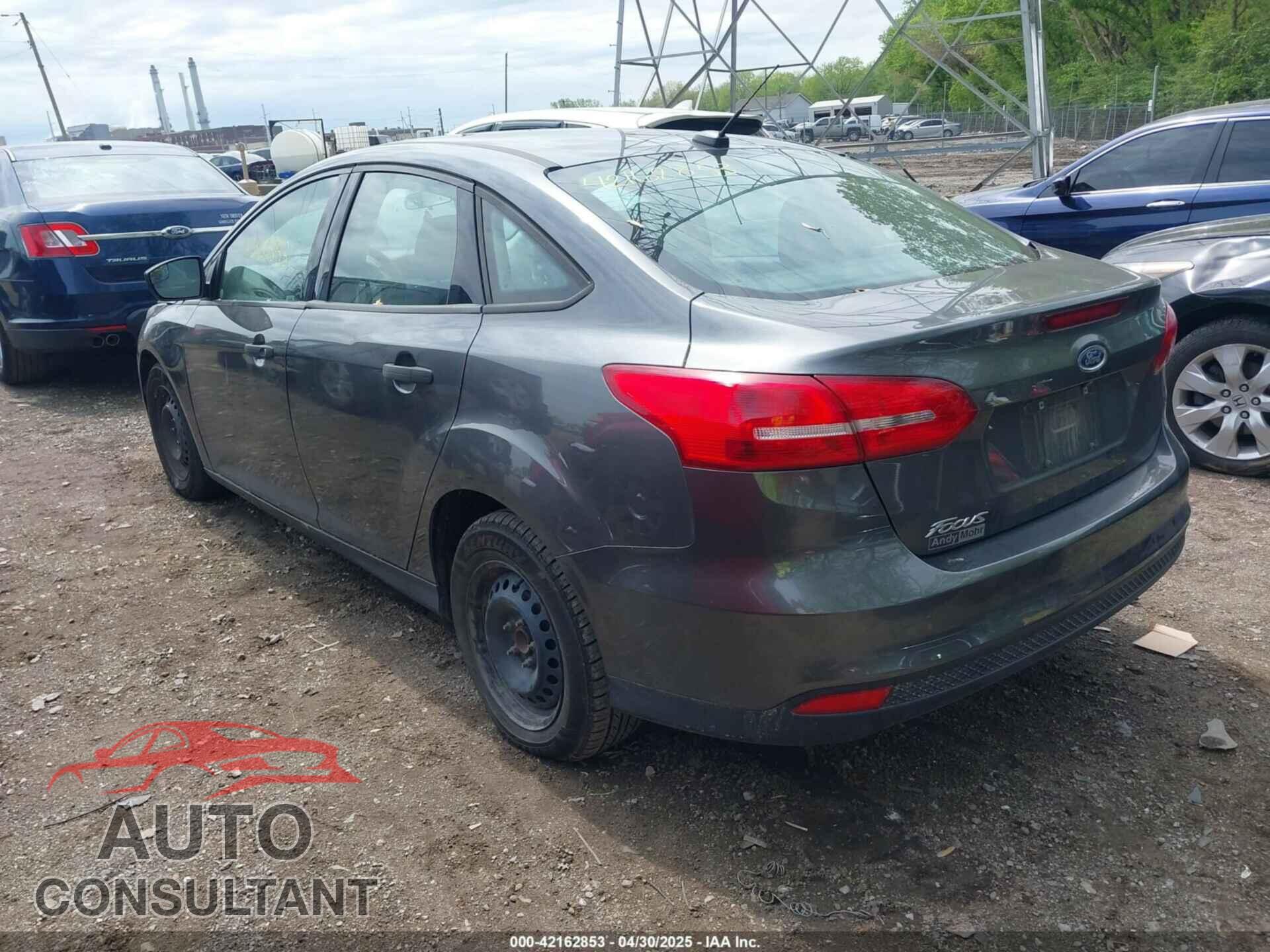 FORD FOCUS 2018 - 1FADP3E26JL239132