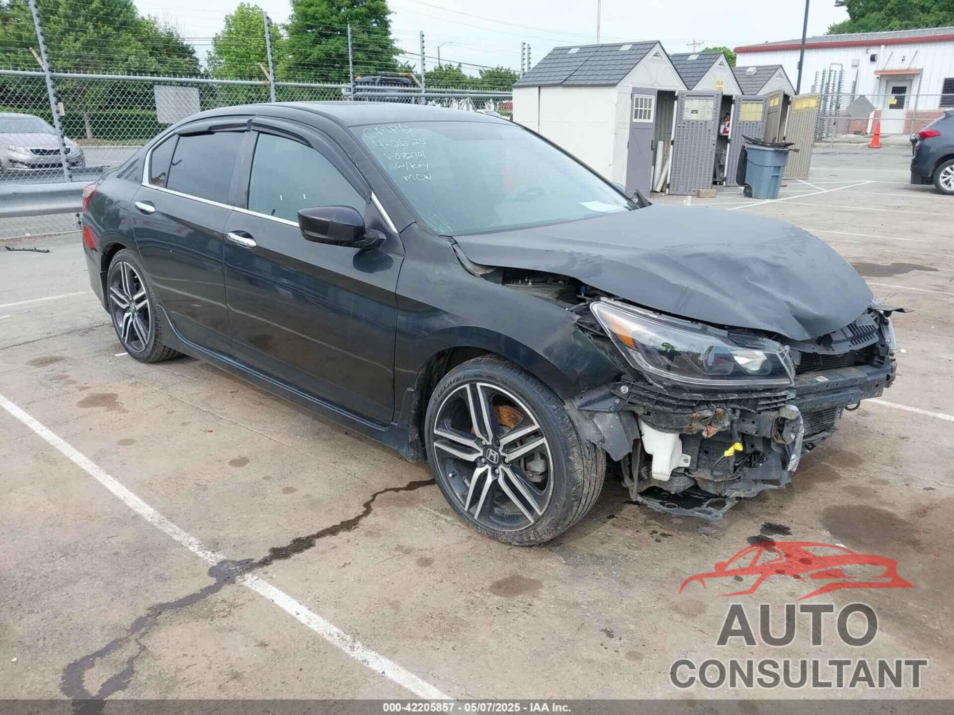 HONDA ACCORD 2017 - 1HGCR2F58HA082701