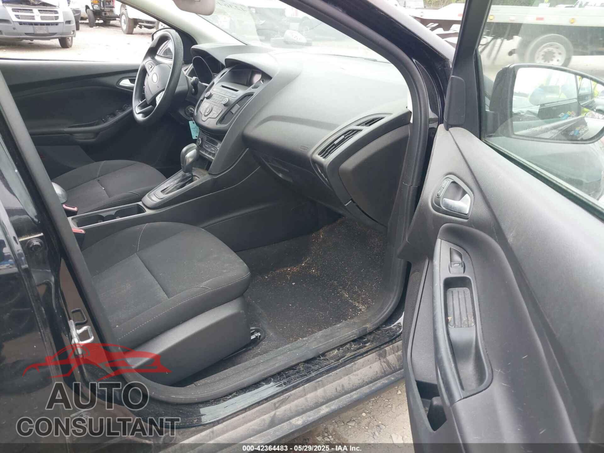 FORD FOCUS 2017 - 1FADP3FE5HL316446