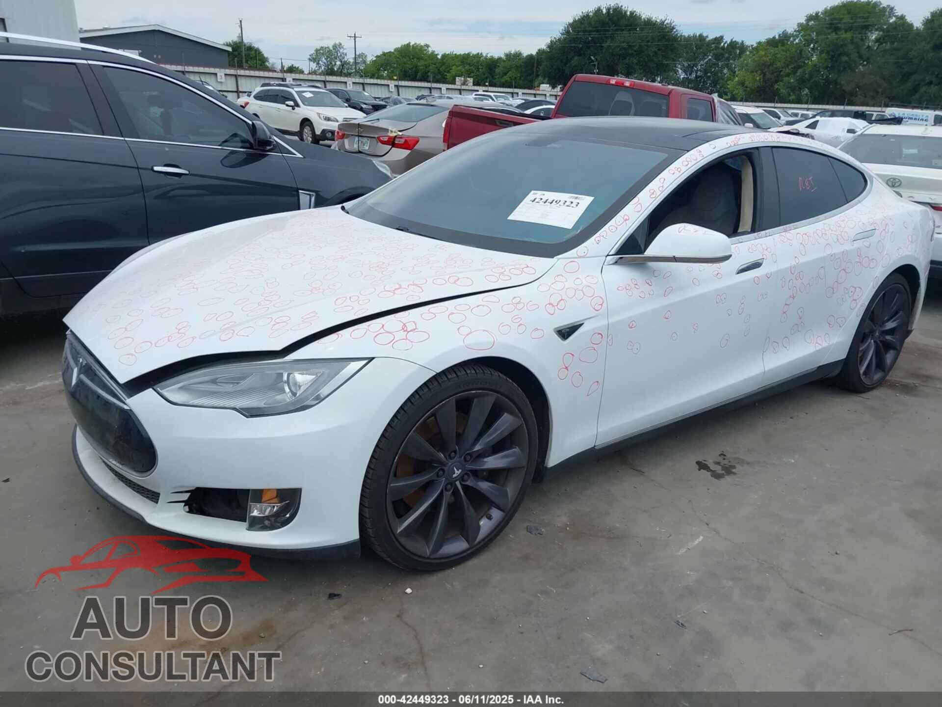 TESLA MODEL S 2013 - 5YJSA1CN0DFP07352