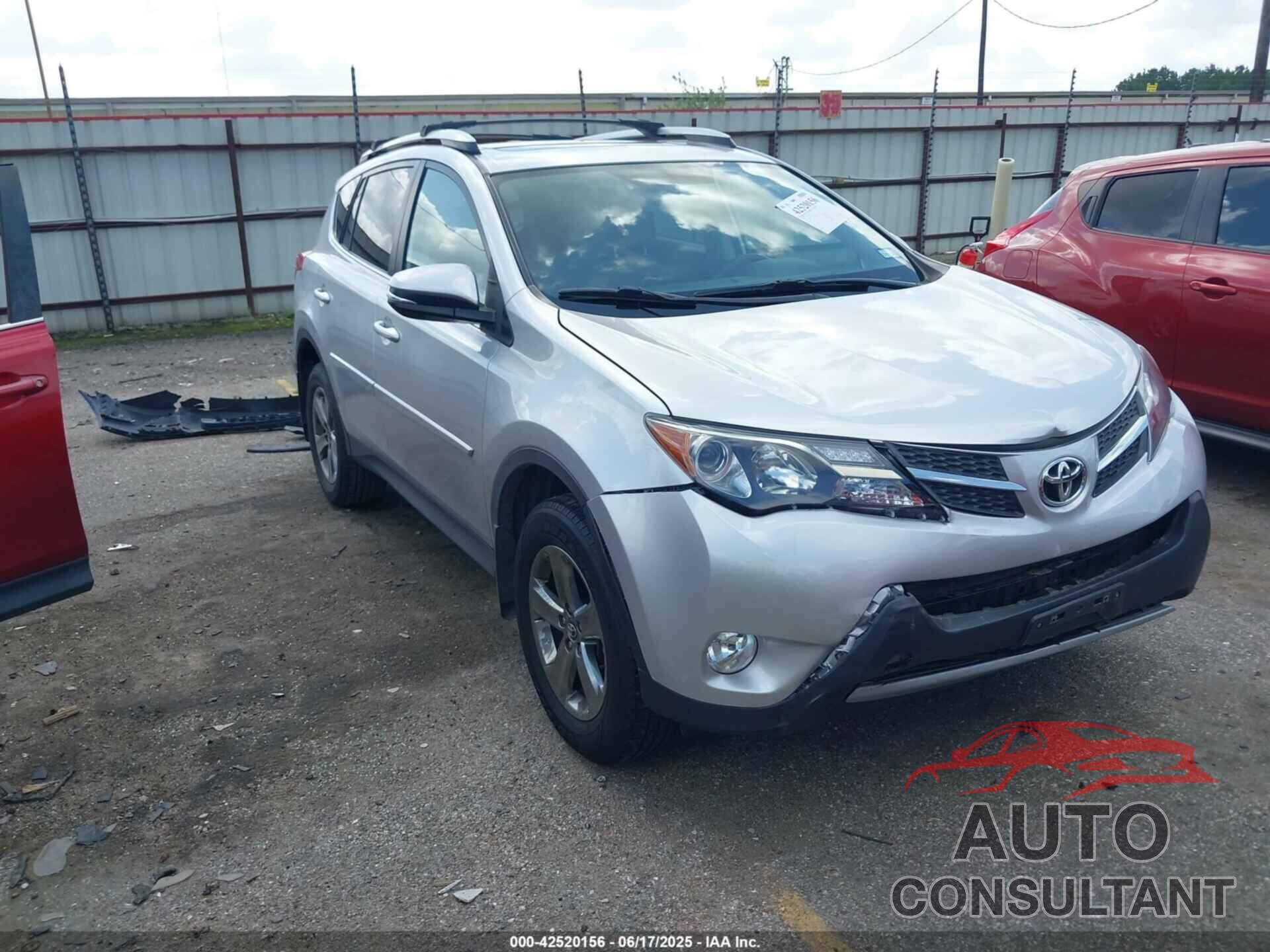 TOYOTA RAV4 2015 - JTMRFREV9FD155887