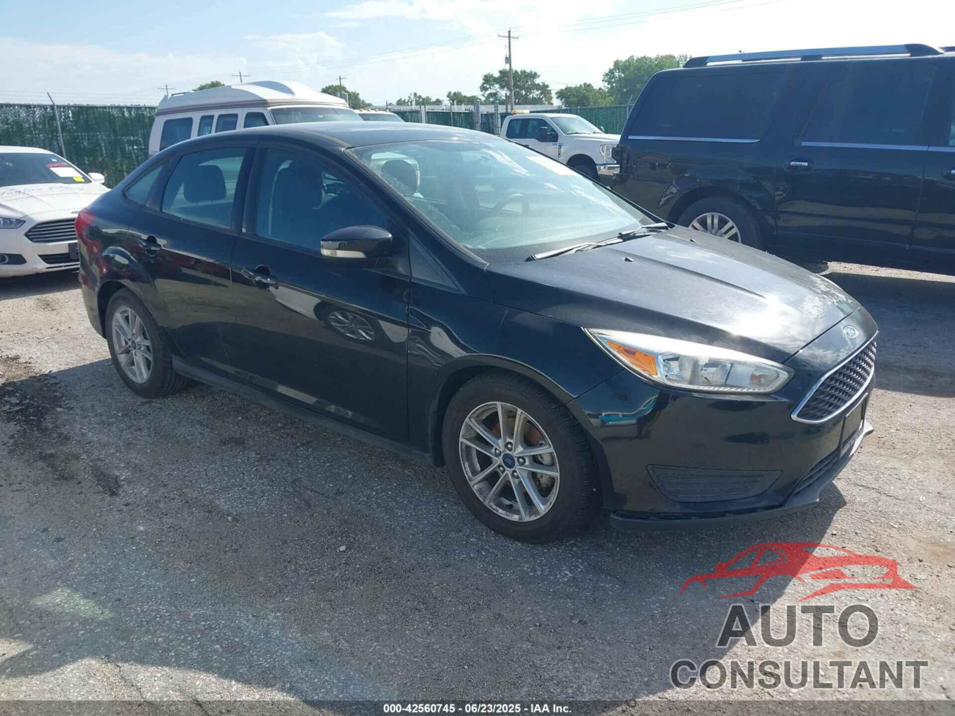 FORD FOCUS 2017 - 1FADP3F24HL217719