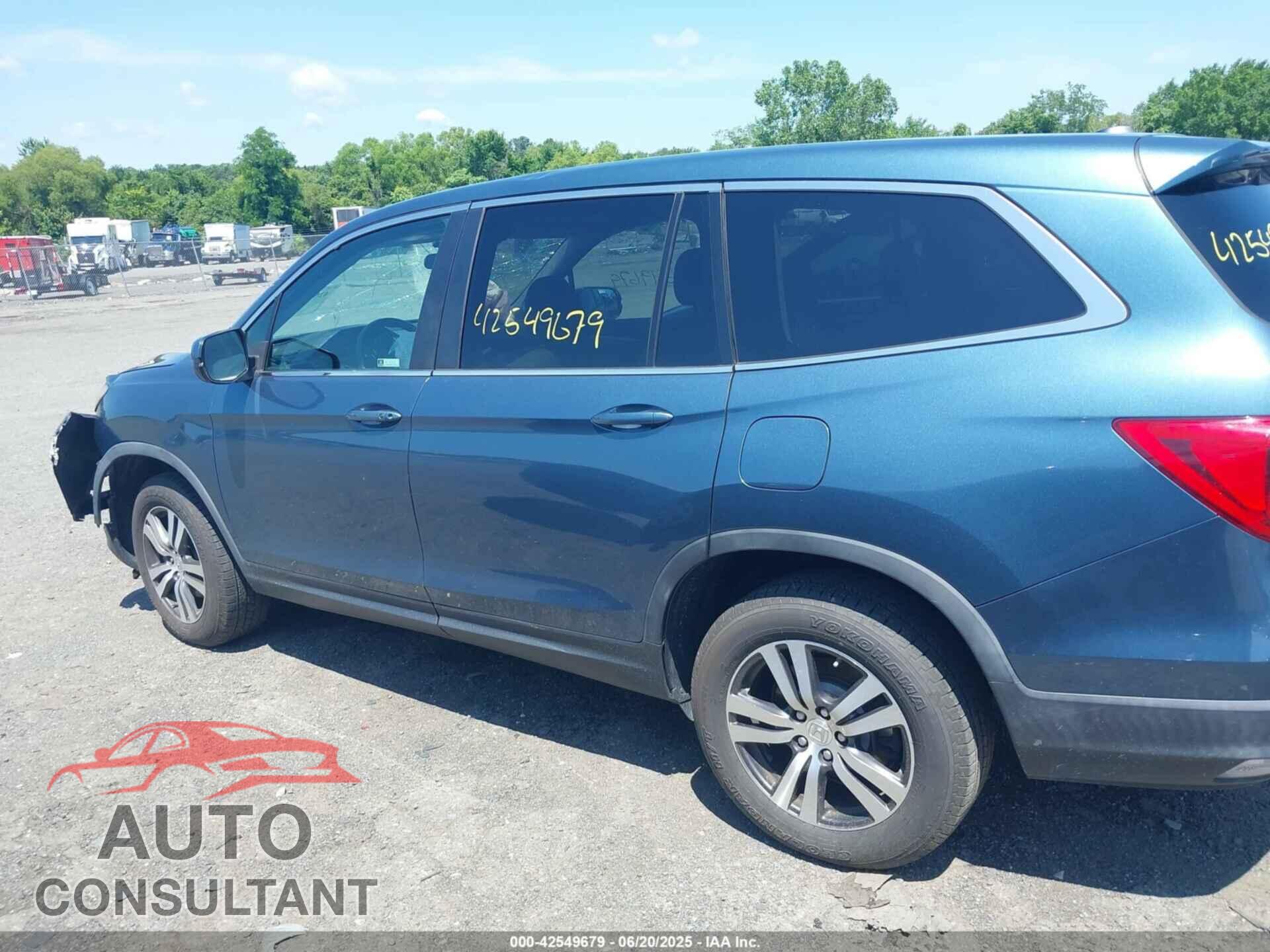 HONDA PILOT 2017 - 5FNYF6H32HB090185