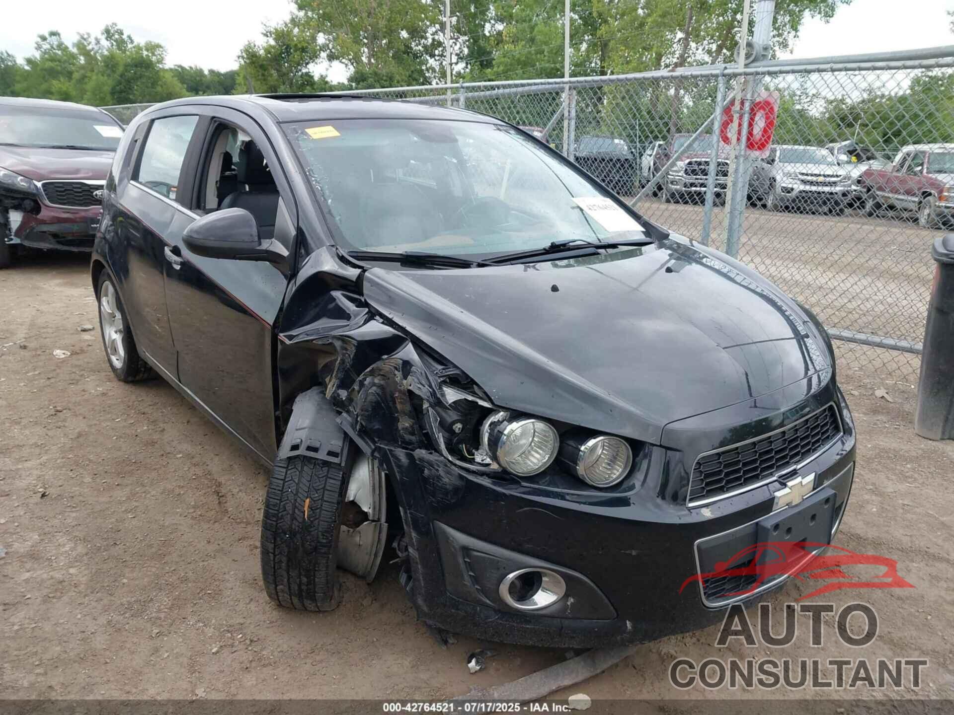 CHEVROLET SONIC 2012 - 1G1JE6SH7C4116605