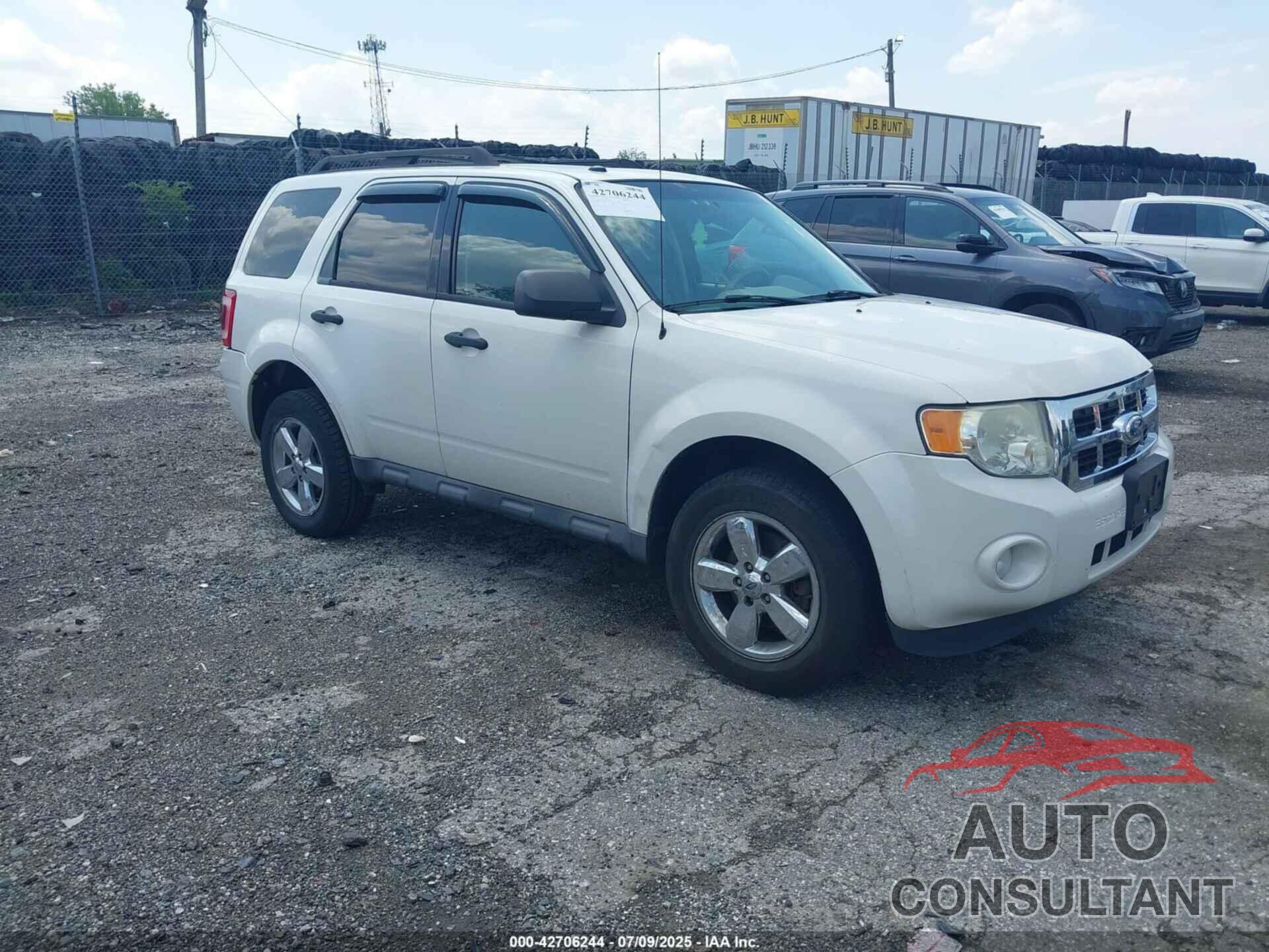 FORD ESCAPE 2011 - 1FMCU9D78BKA18438