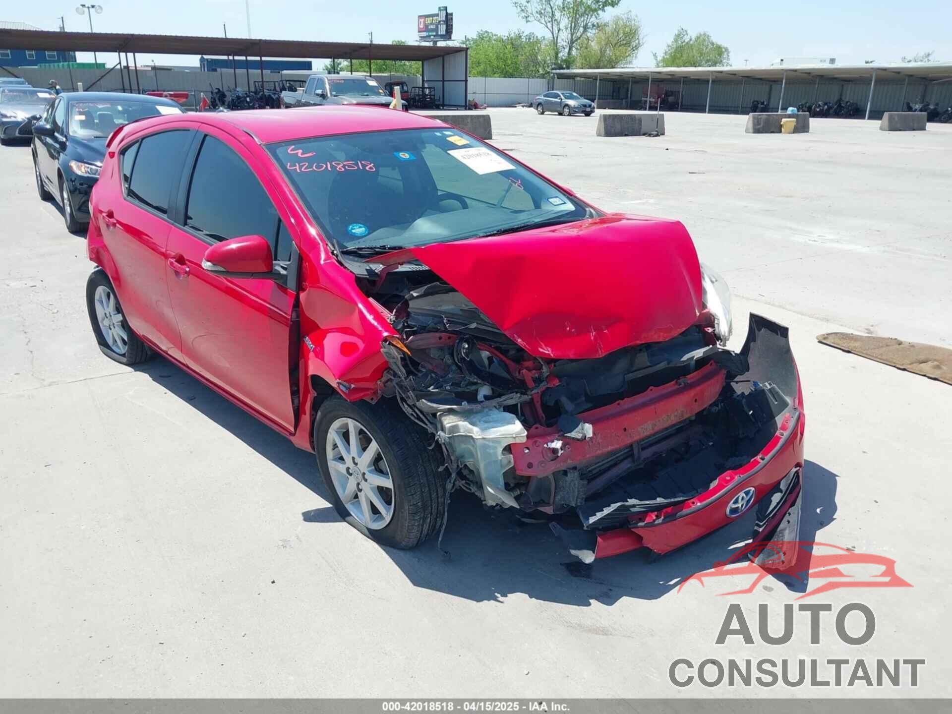 TOYOTA PRIUS C 2014 - JTDKDTB34E1069314