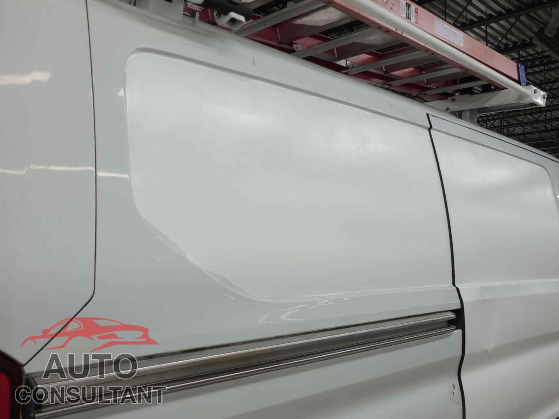 FORD TRANSIT-250 2015 - 1FTNR1YM3FKB32983