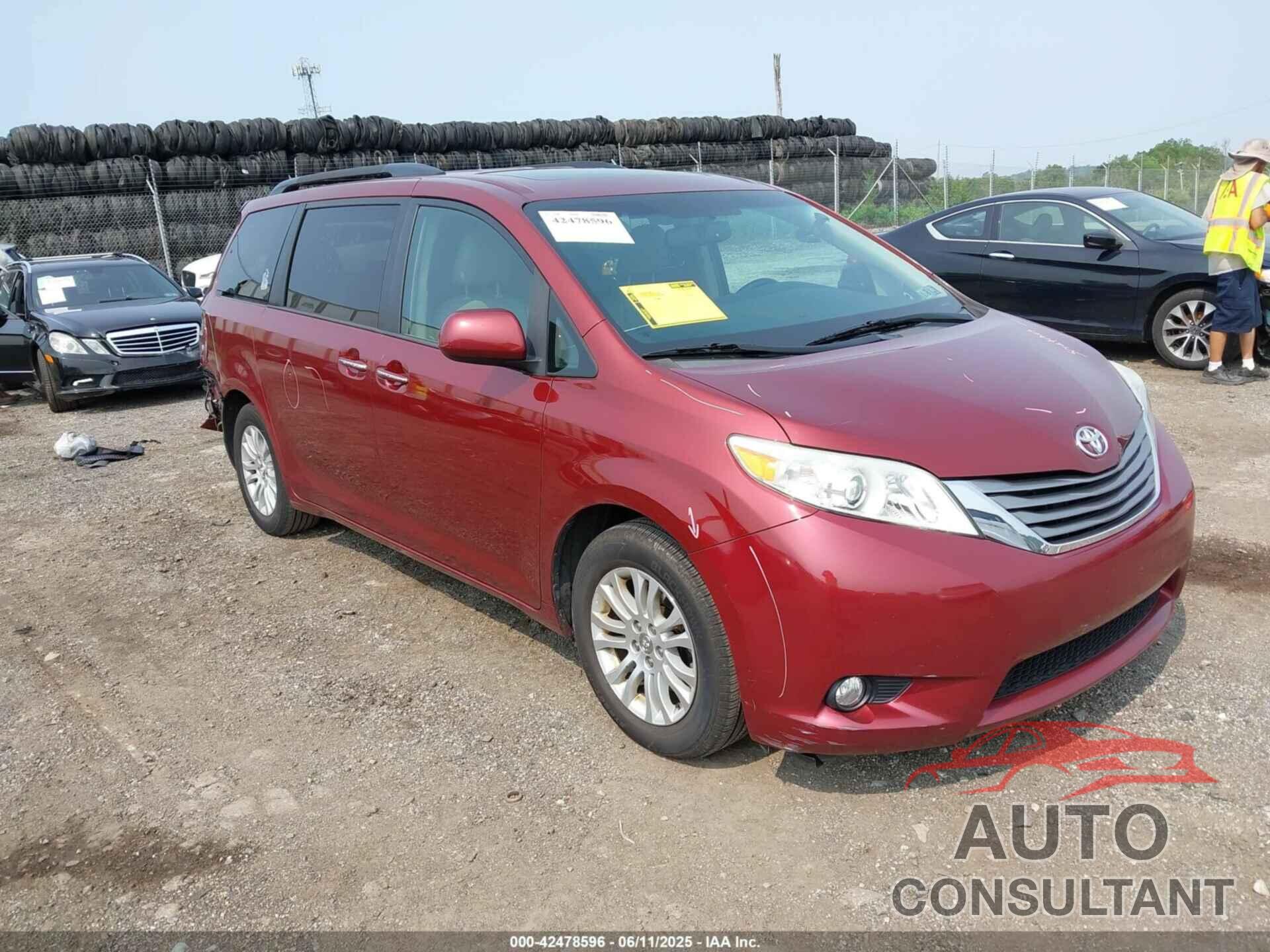 TOYOTA SIENNA 2017 - 5TDYZ3DC1HS897384