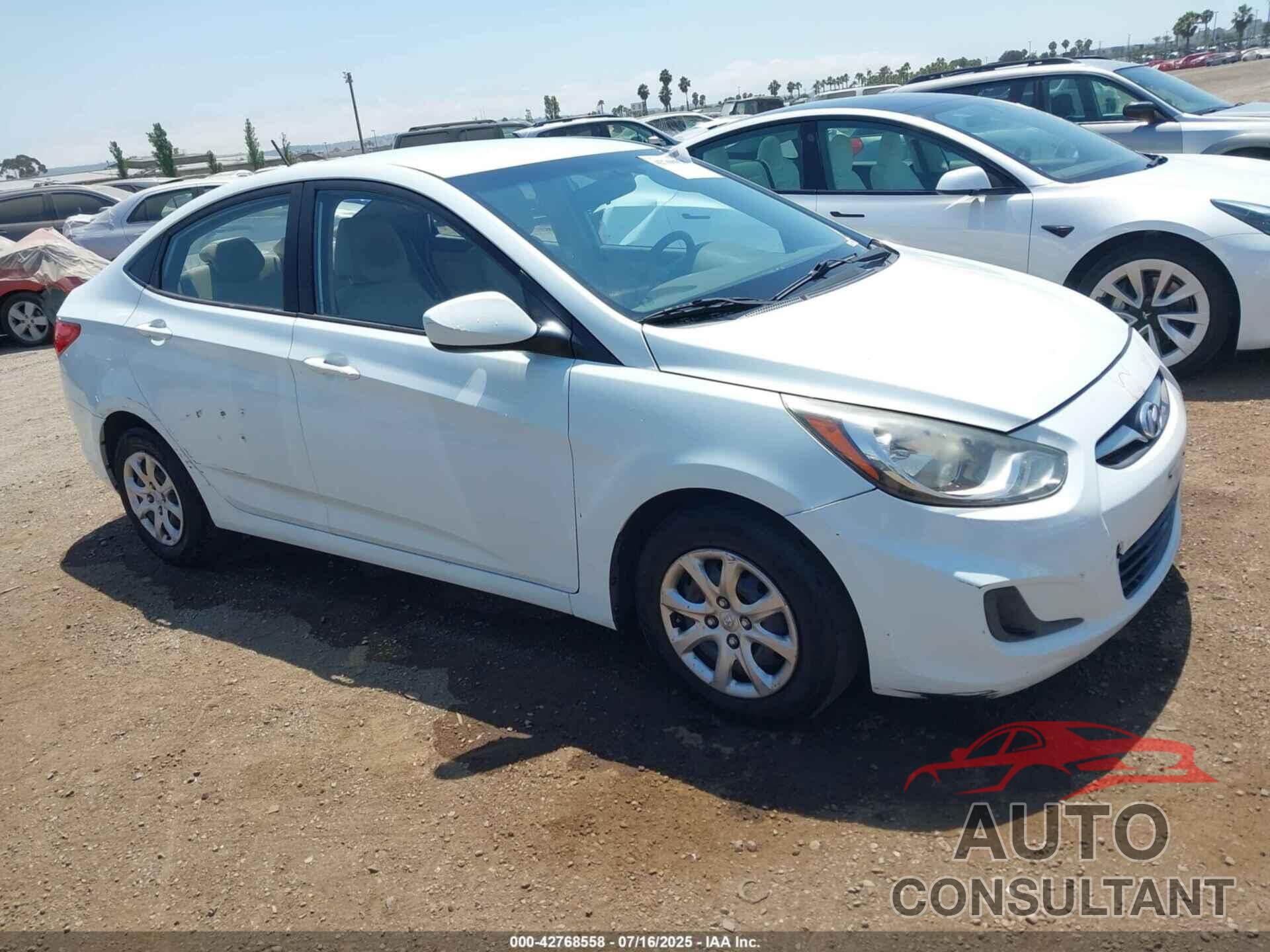 HYUNDAI ACCENT 2013 - KMHCT4AE7DU292777
