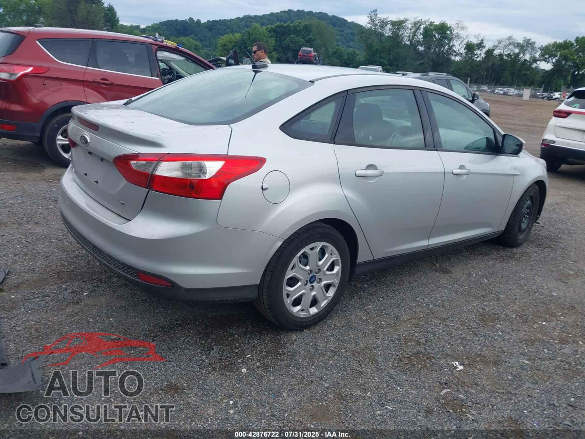 FORD FOCUS 2012 - 1FAHP3F29CL319530