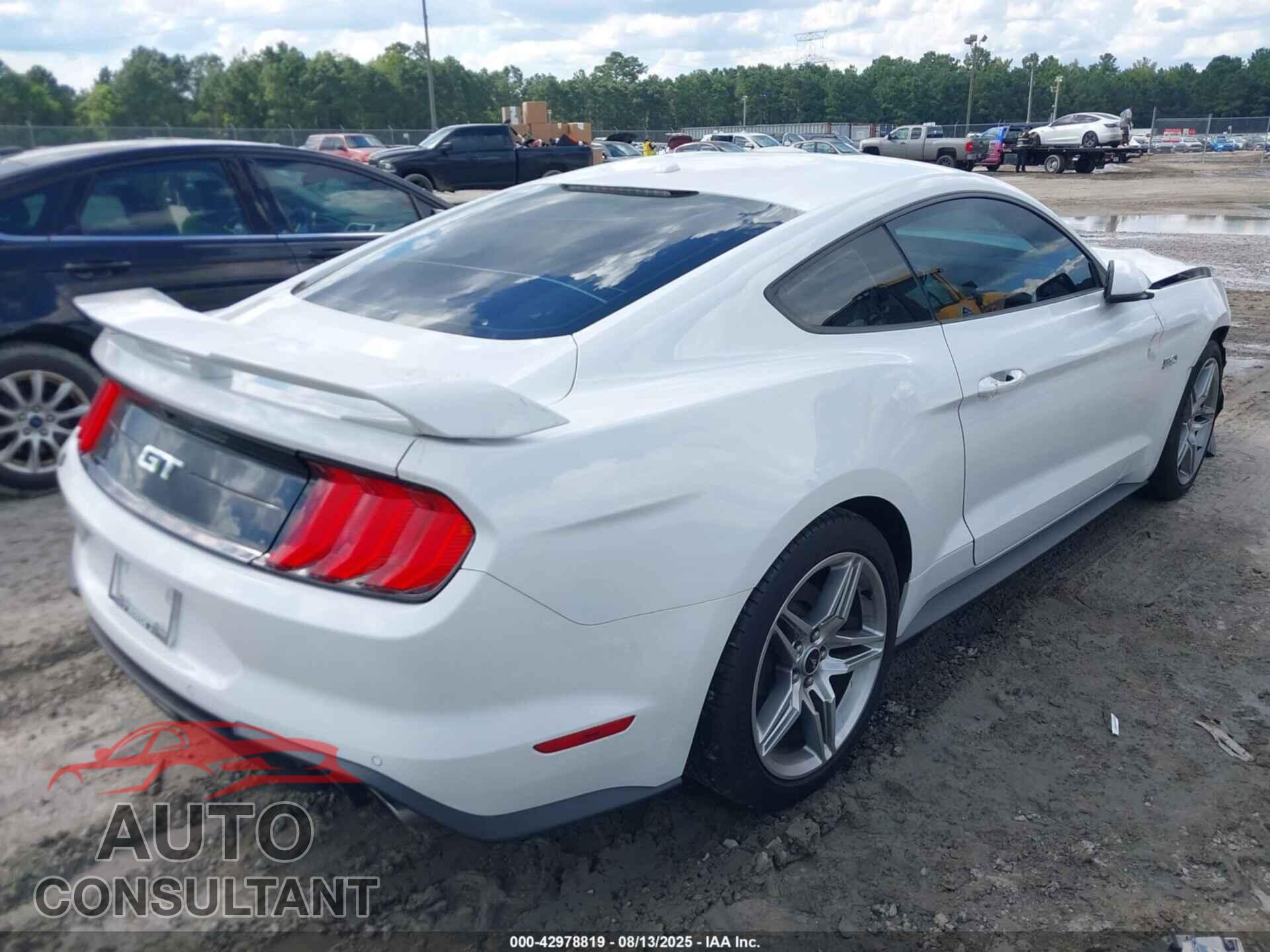 FORD MUSTANG 2018 - 1FA6P8CF2J5185358