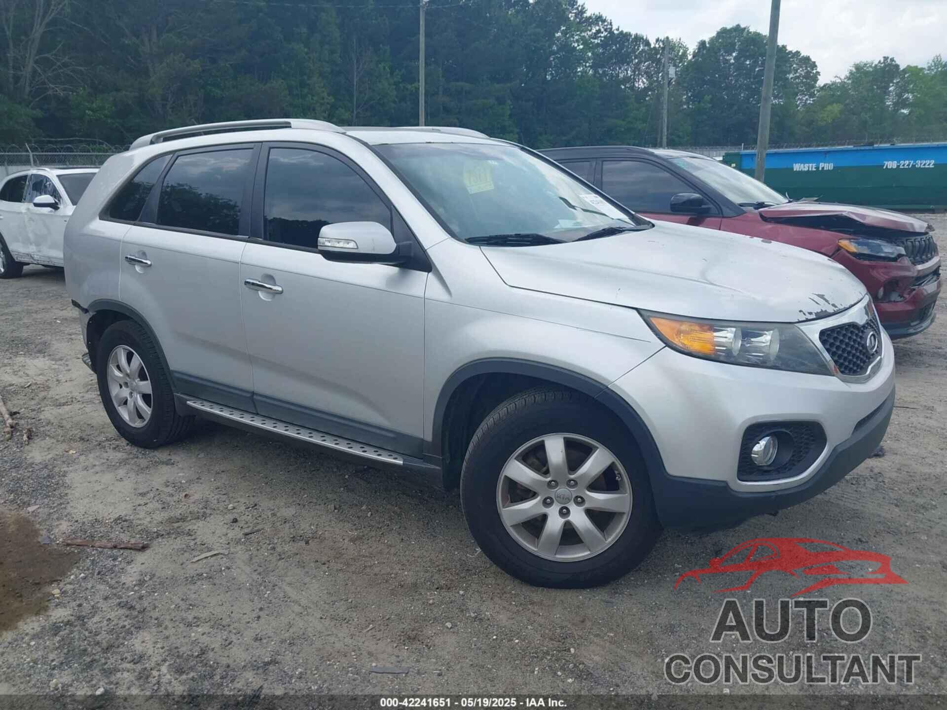 KIA SORENTO 2012 - 5XYKT3A64CG257567