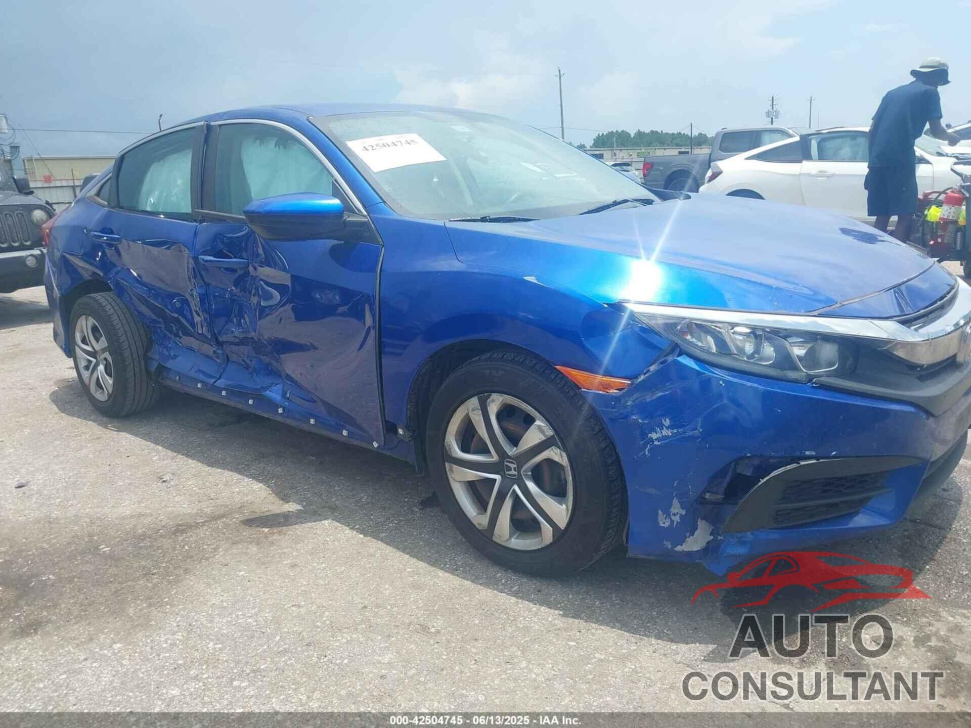HONDA CIVIC 2018 - 2HGFC2F51JH594760