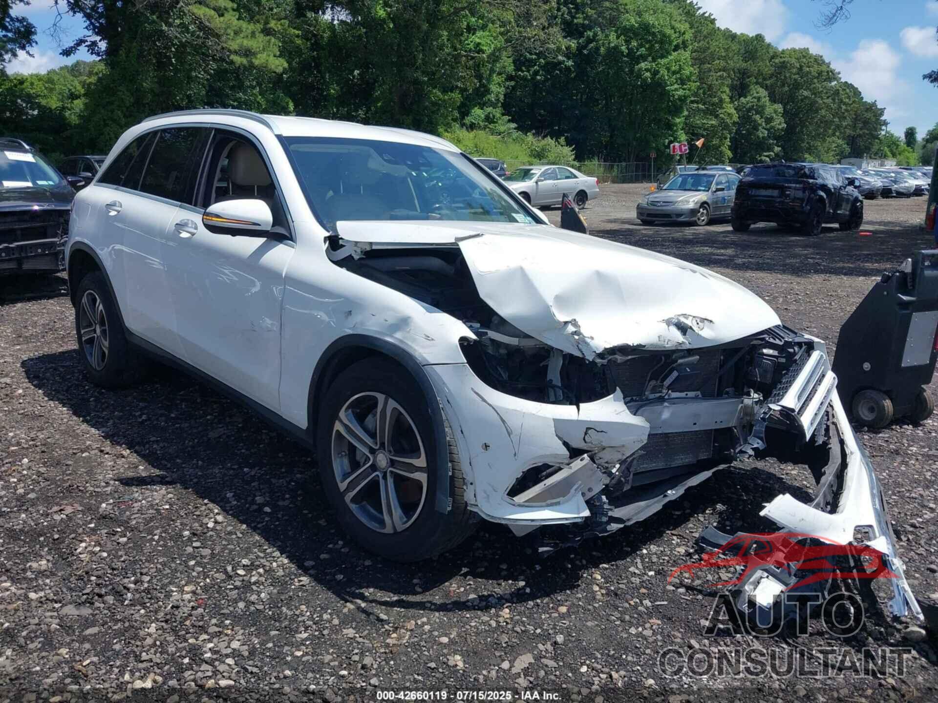 MERCEDES-BENZ GLC 300 2016 - WDC0G4KB9GF084743