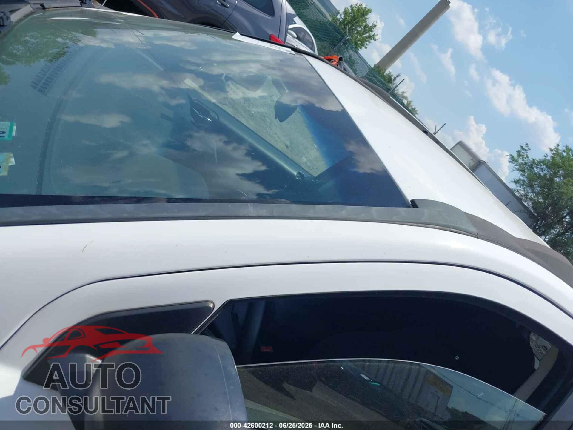 JEEP COMPASS 2015 - 1C4NJCBA8FD334143
