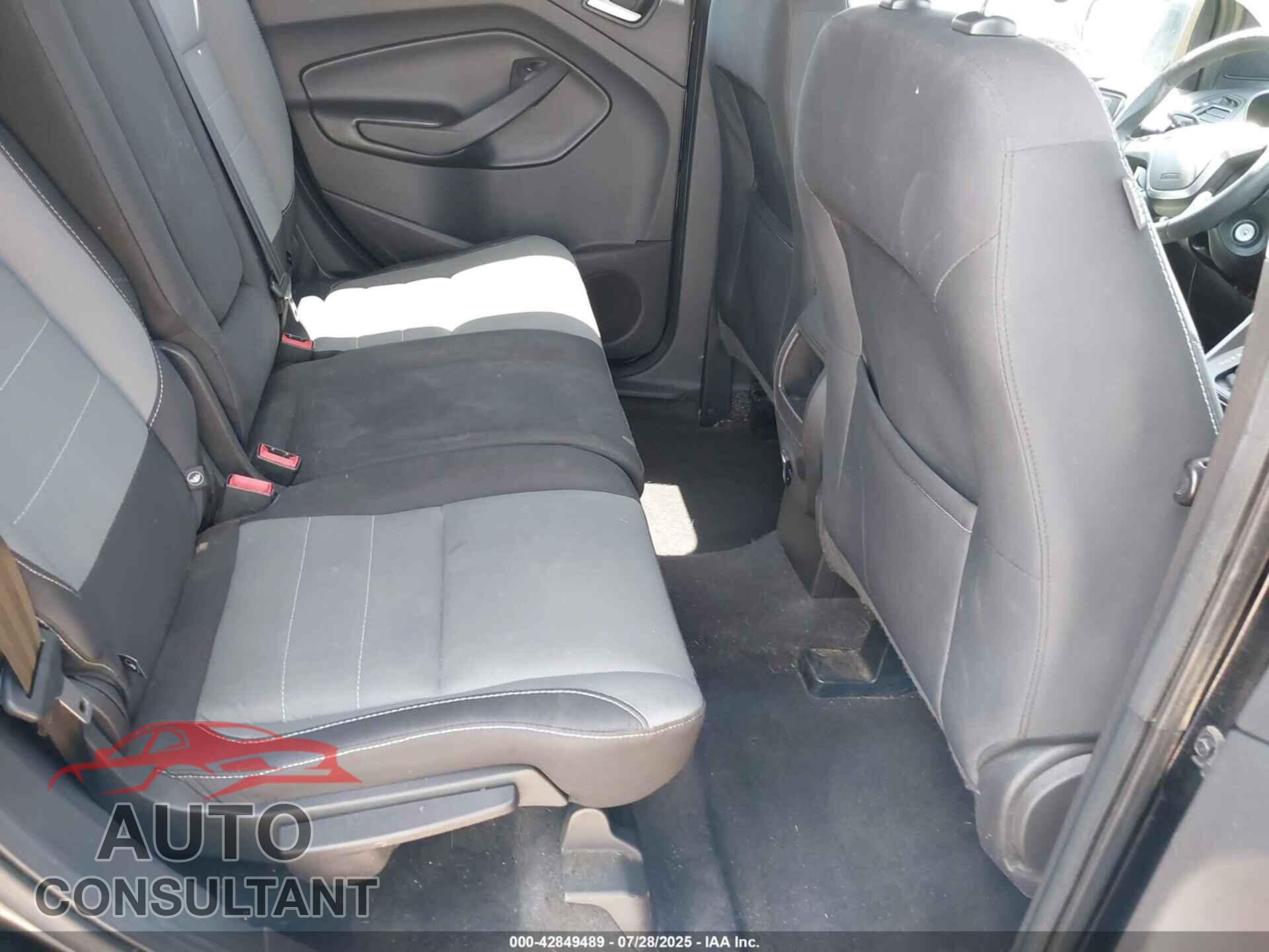 FORD ESCAPE 2016 - 1FMCU9G96GUA31925