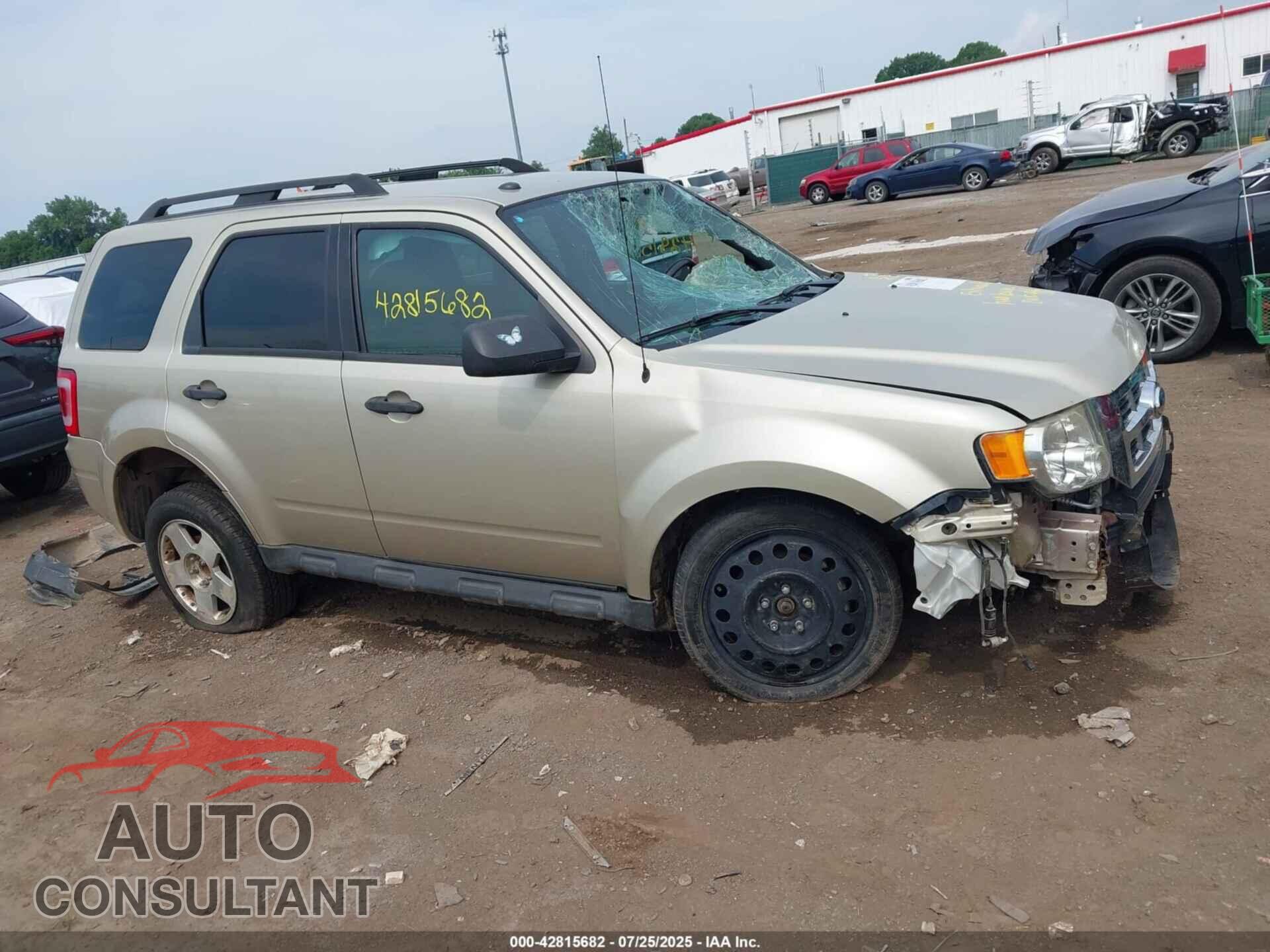 FORD ESCAPE 2011 - 1FMCU0D74BKB86055