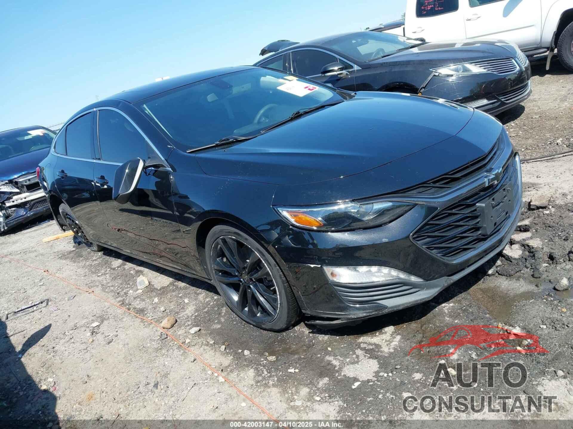 CHEVROLET MALIBU 2021 - 1G1ZD5STXMF007534