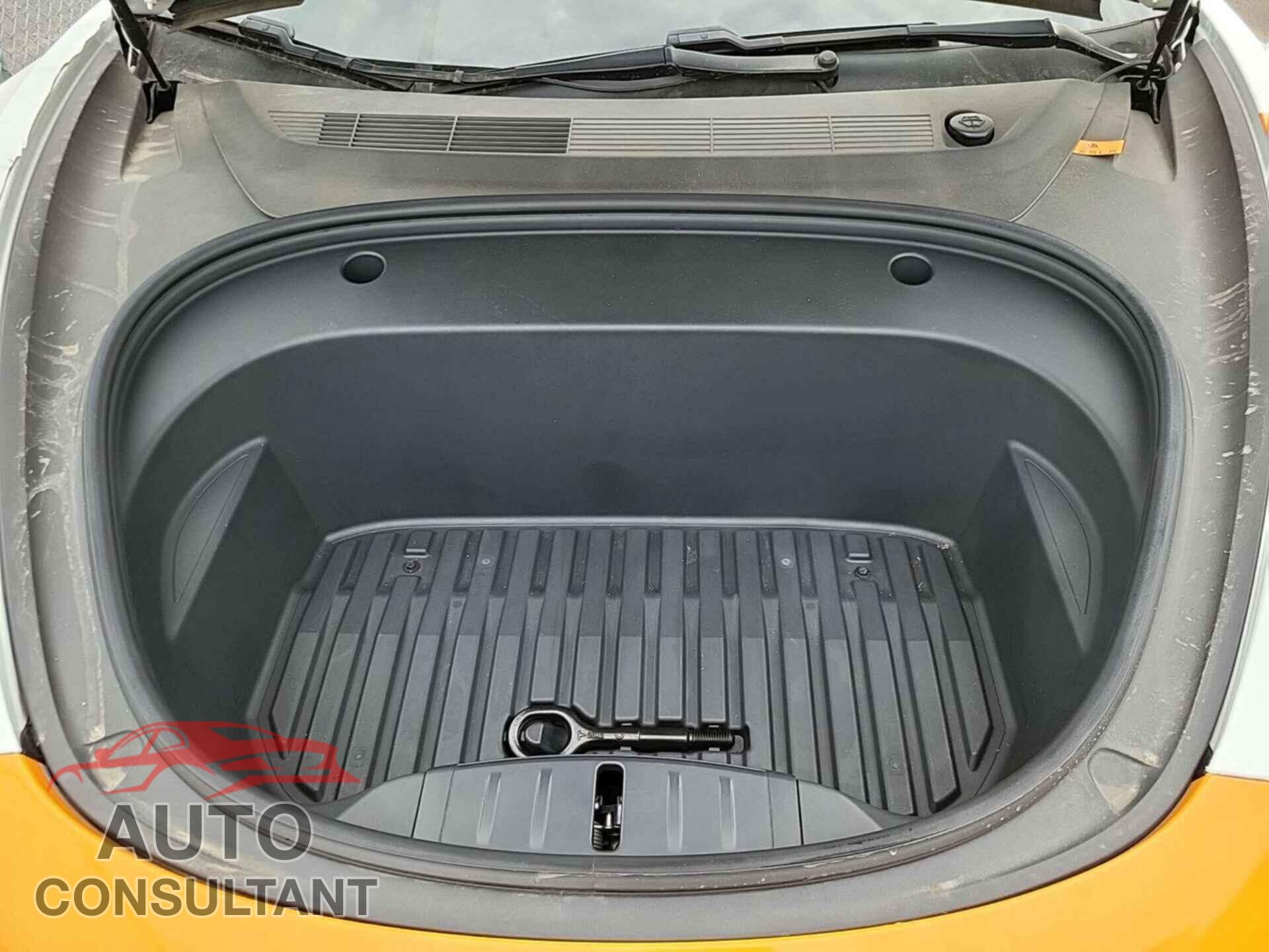 TESLA MODEL 3 2021 - 5YJ3E1EB0MF961736