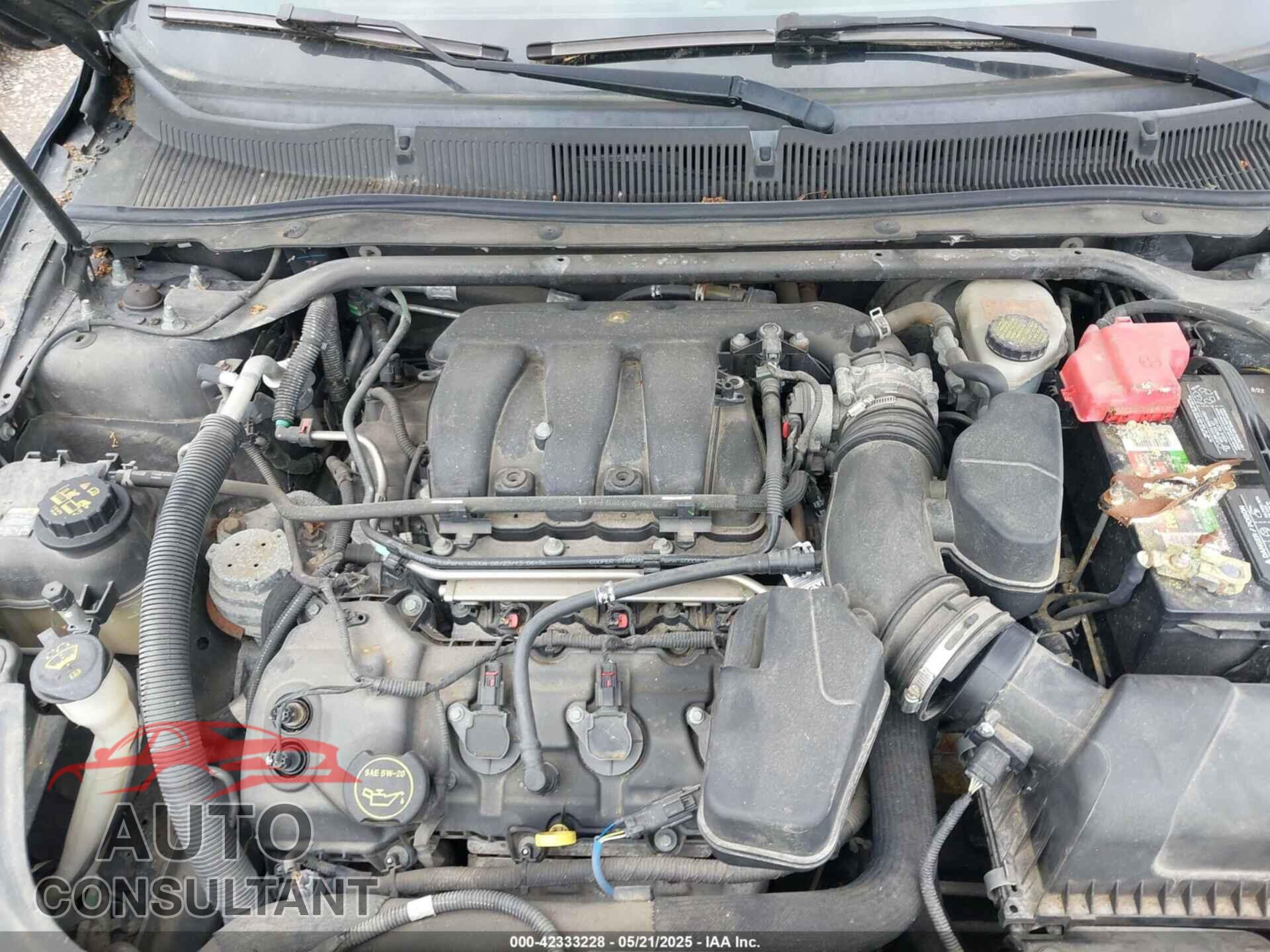 FORD TAURUS 2014 - 1FAHP2E82EG134523