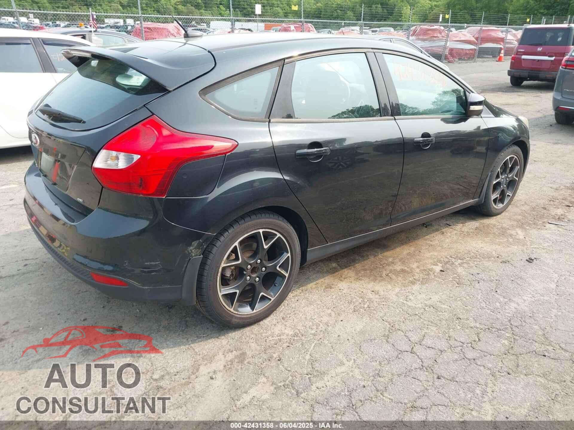 FORD FOCUS 2013 - 1FADP3K23DL224547