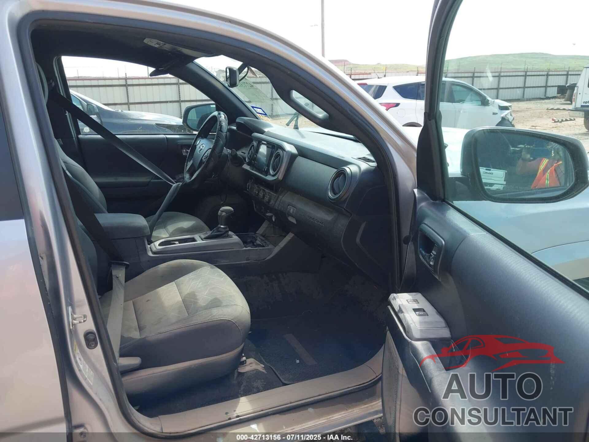 TOYOTA TACOMA 2016 - 5TFAZ5CN7GX014297