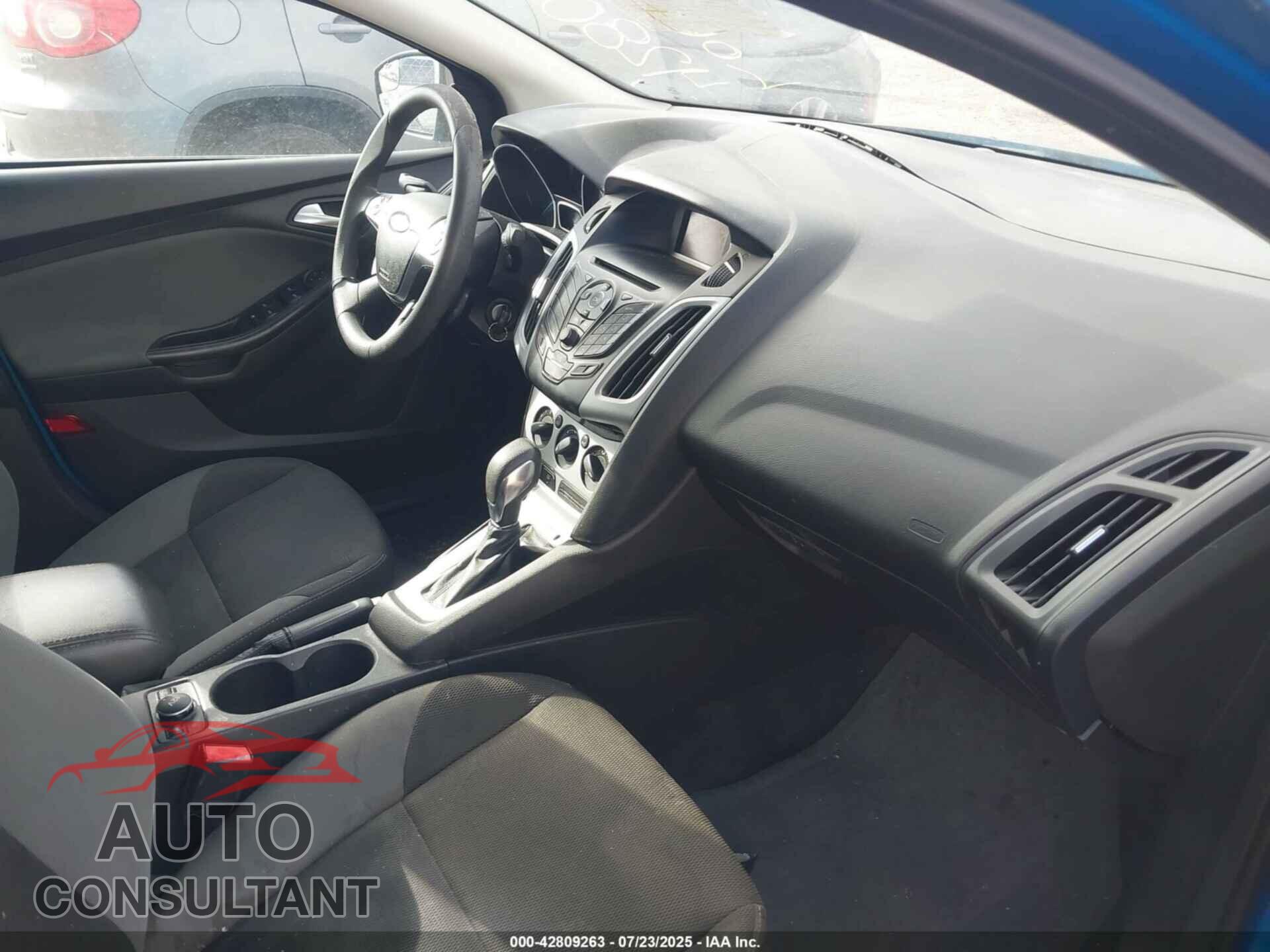 FORD FOCUS 2012 - 1FAHP3F2XCL213846
