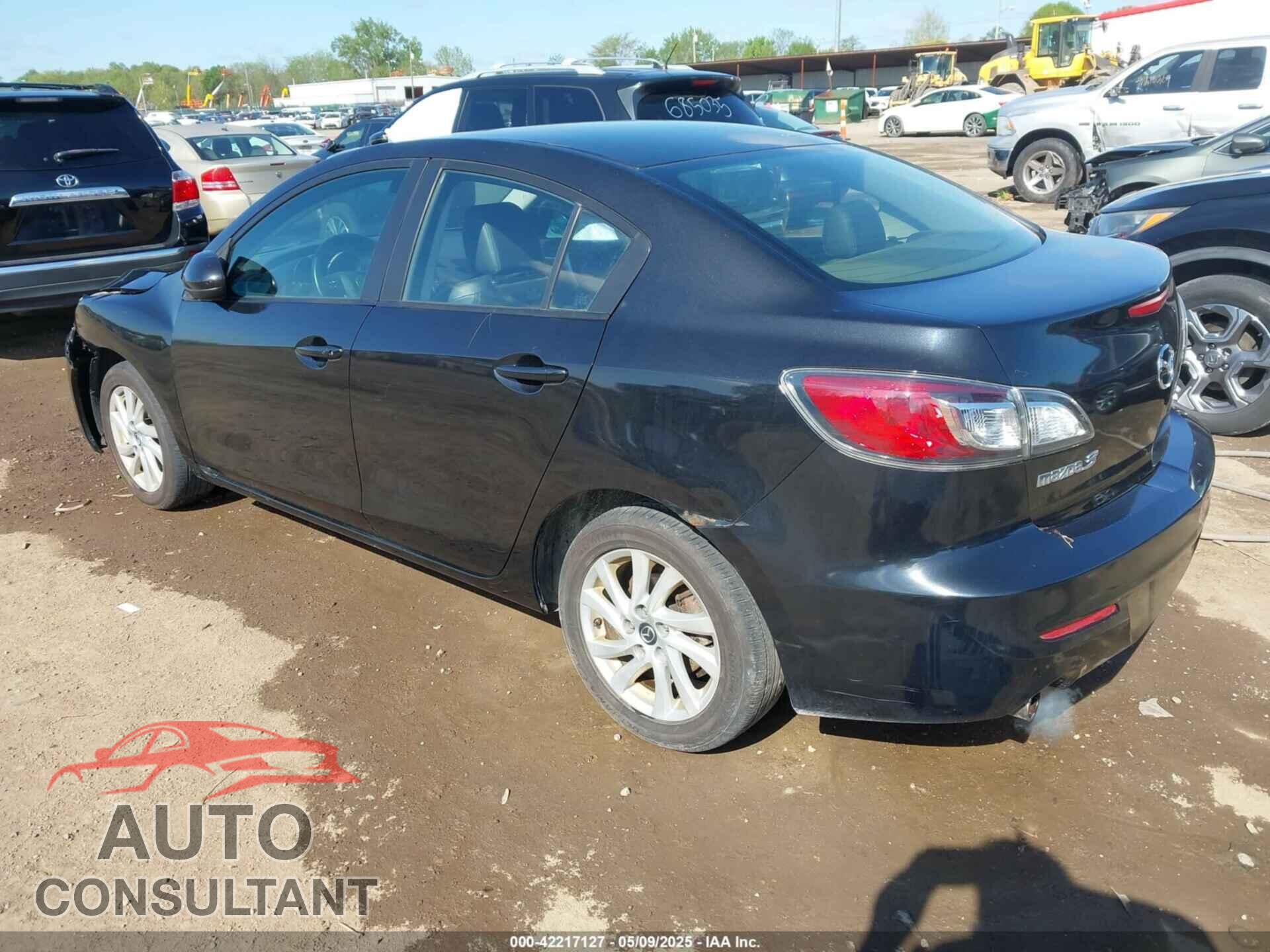 MAZDA MAZDA3 2013 - JM1BL1W74D1776514