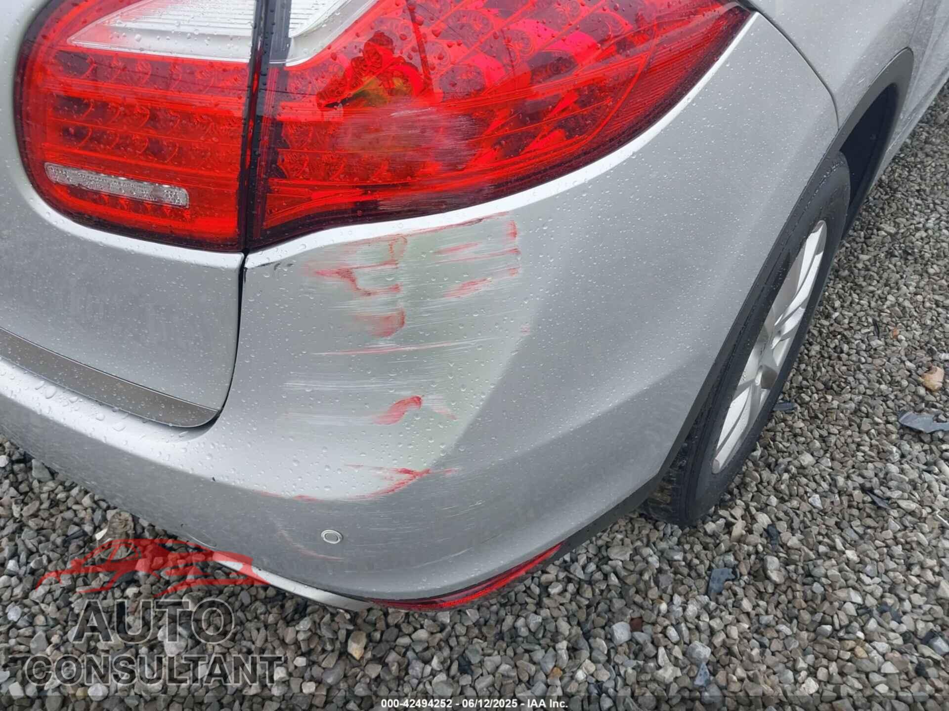 PORSCHE CAYENNE 2013 - WP1AA2A2XDLA04623